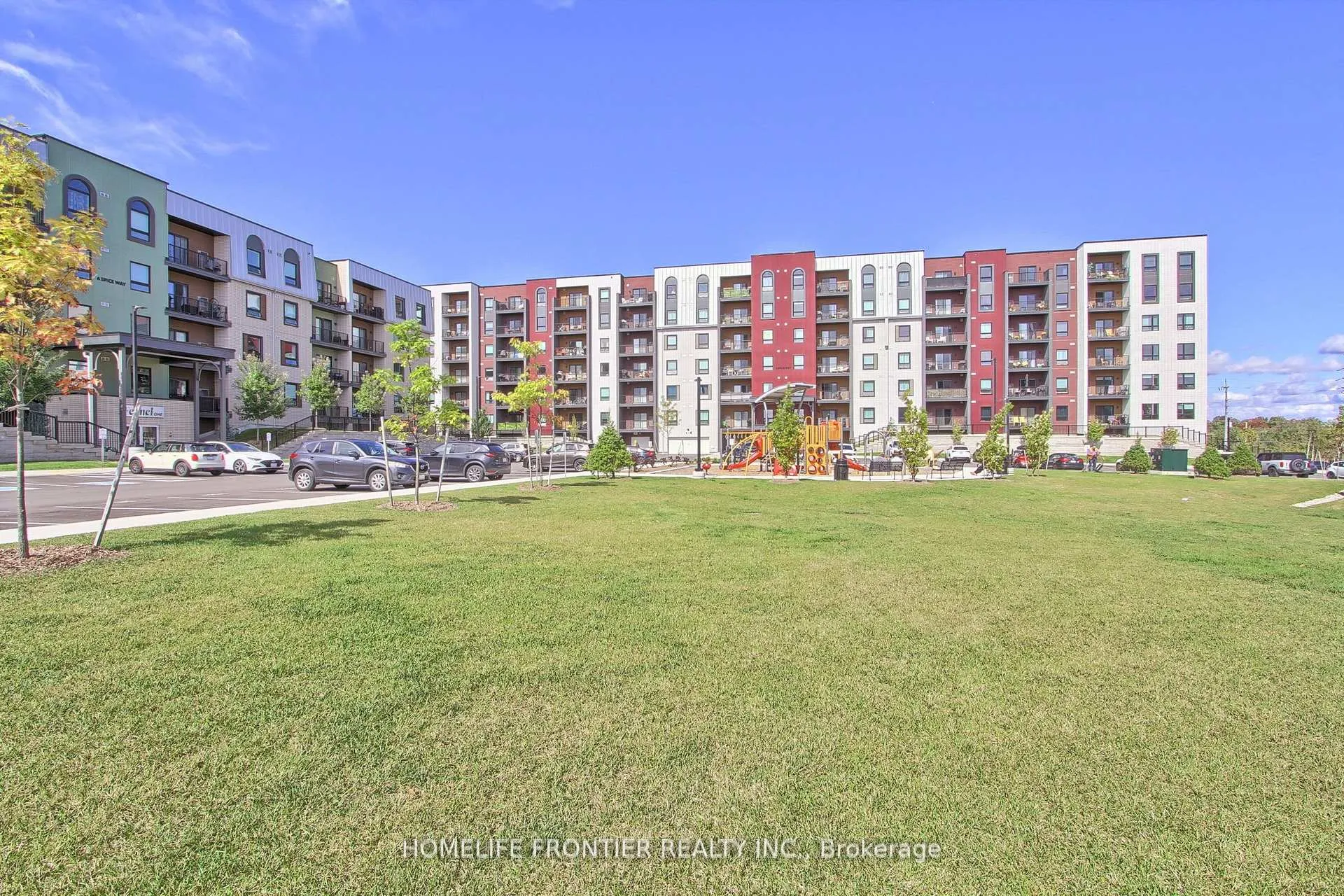 Photo 30 of Unit 318, 4 Spice Way, Barrie, Innis-Shore — HOMEH