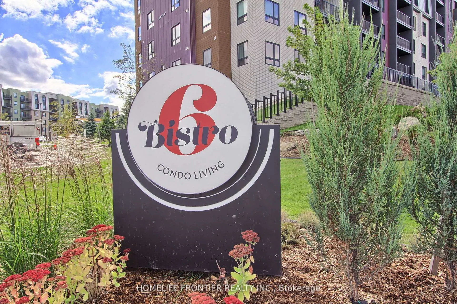 Photo 31 of Unit 318, 4 Spice Way, Barrie, Innis-Shore — HOMEH