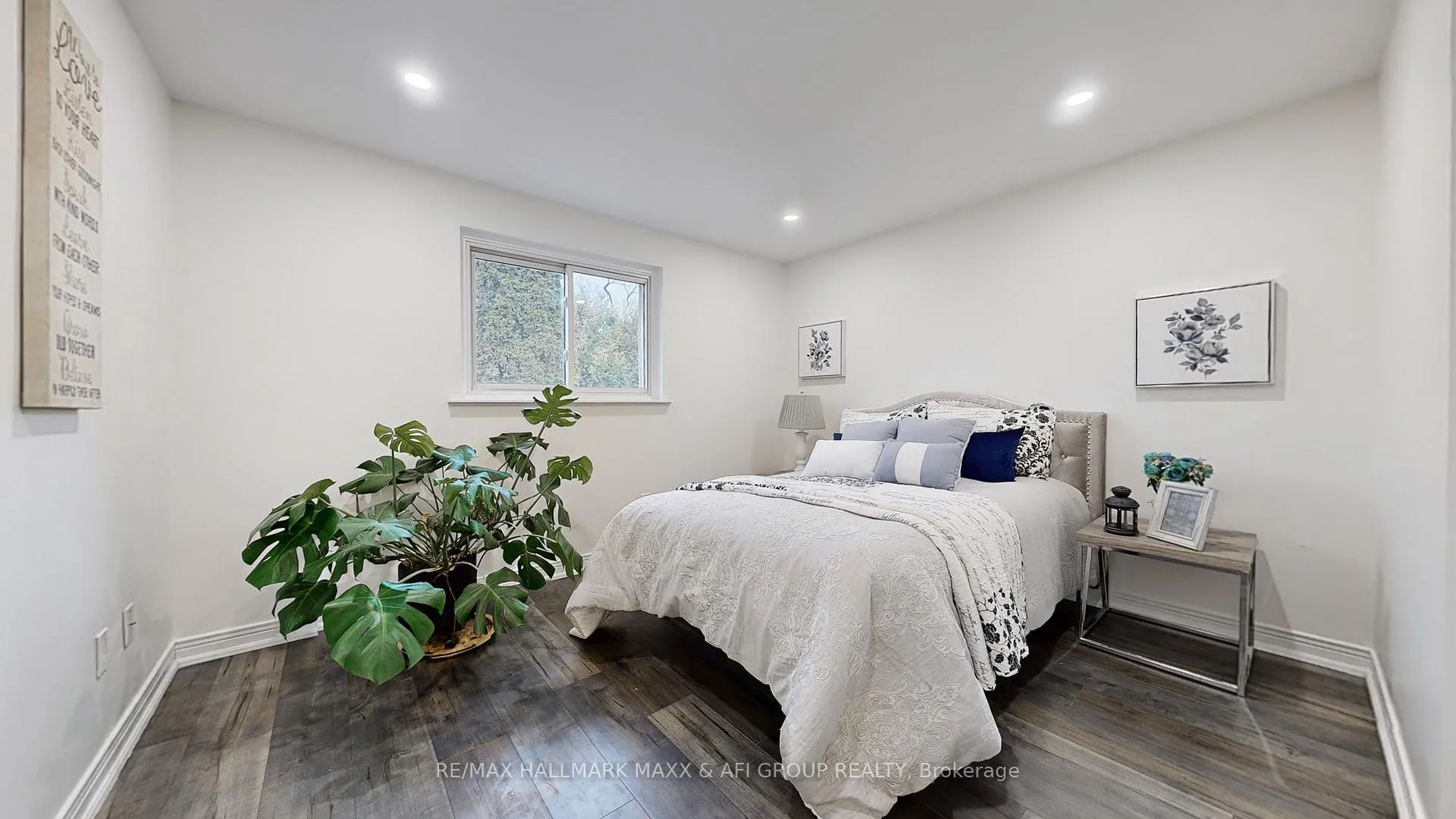 Photo 29 of 42 Devins Drive, Aurora, Aurora Heights — HOMEH