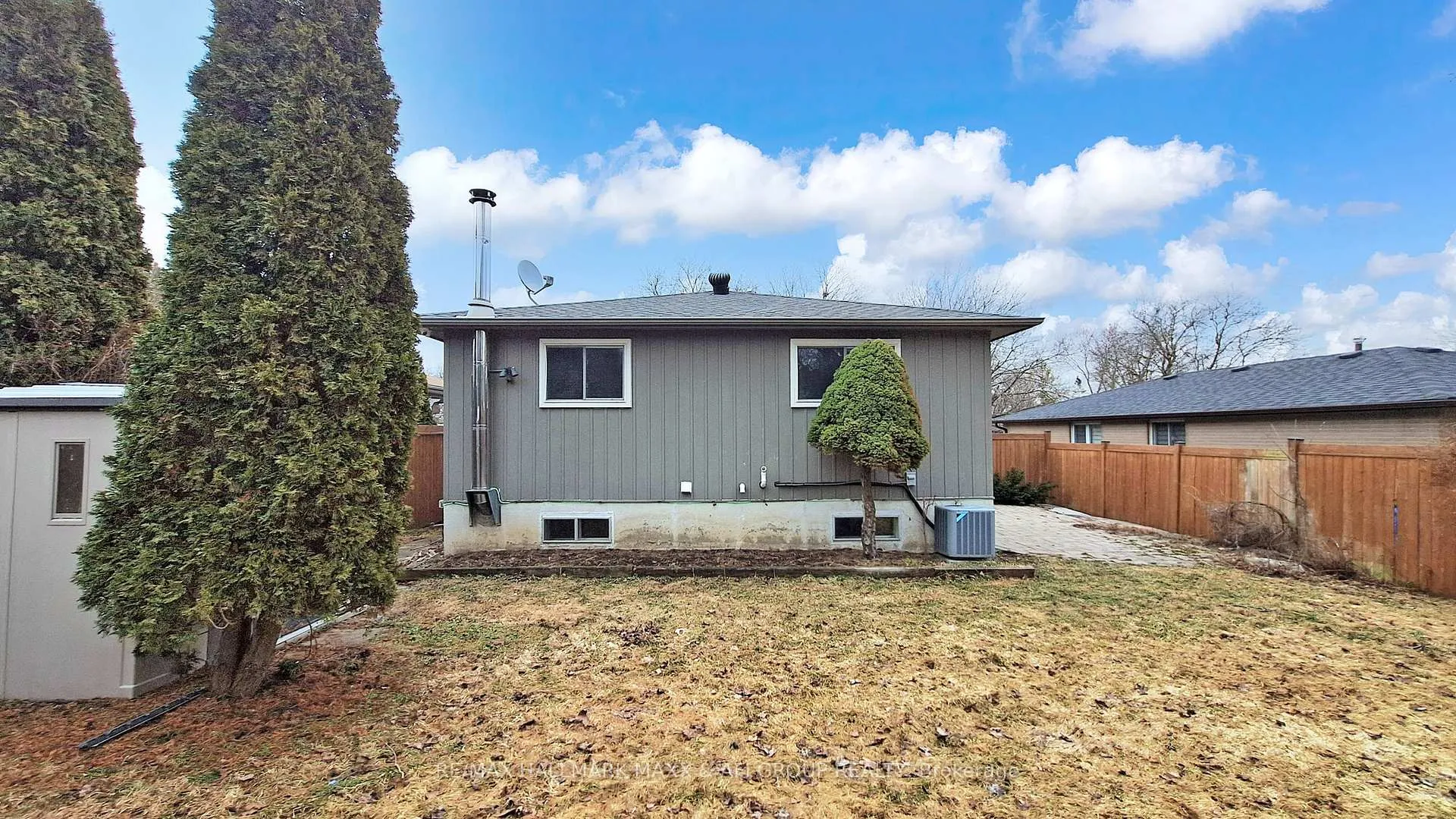 Photo 45 of 42 Devins Drive, Aurora, Aurora Heights — HOMEH