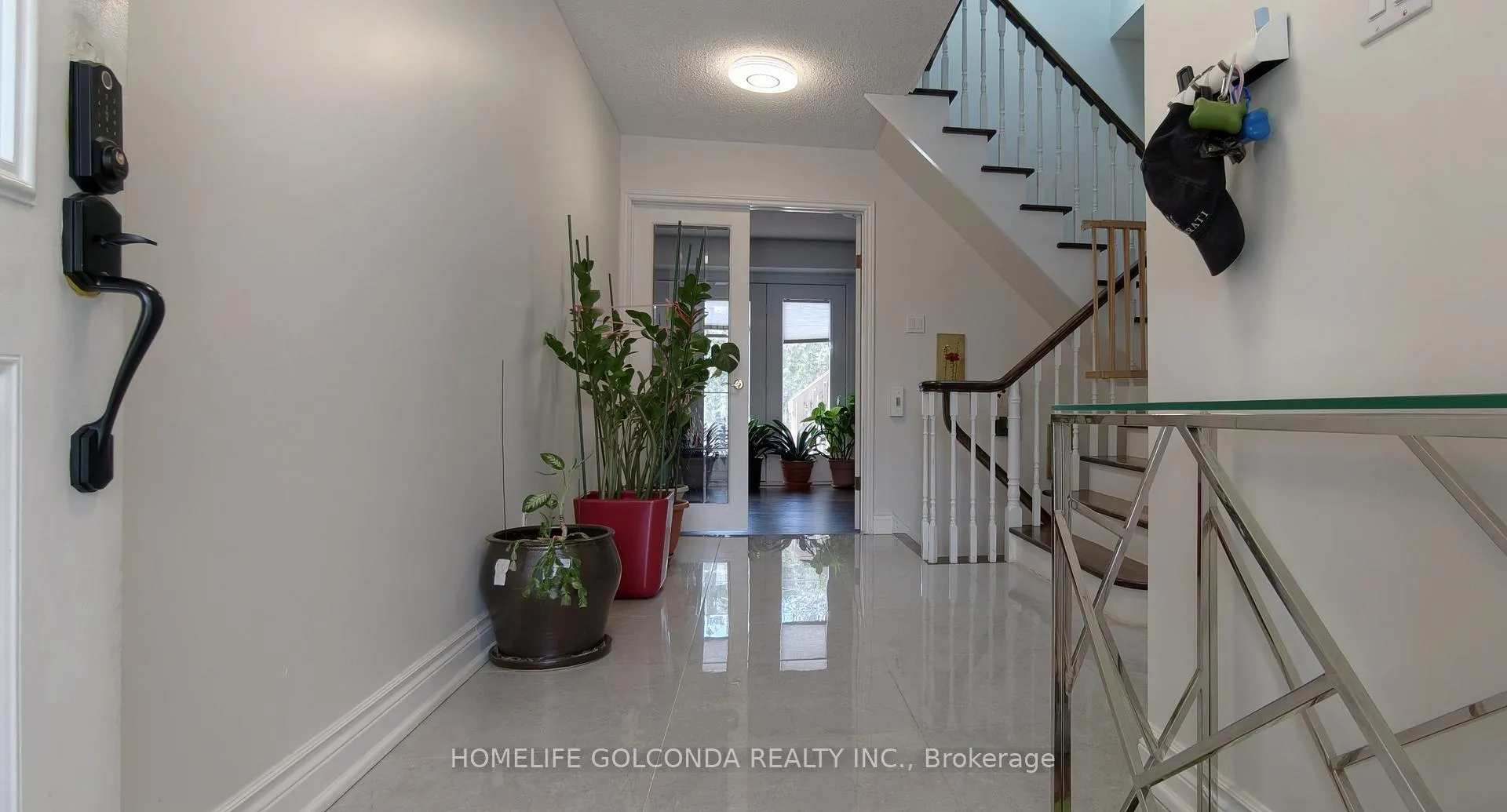 Photo 4 of 6 Summerfeldt Crescent, Markham, Unionville — HOMEH