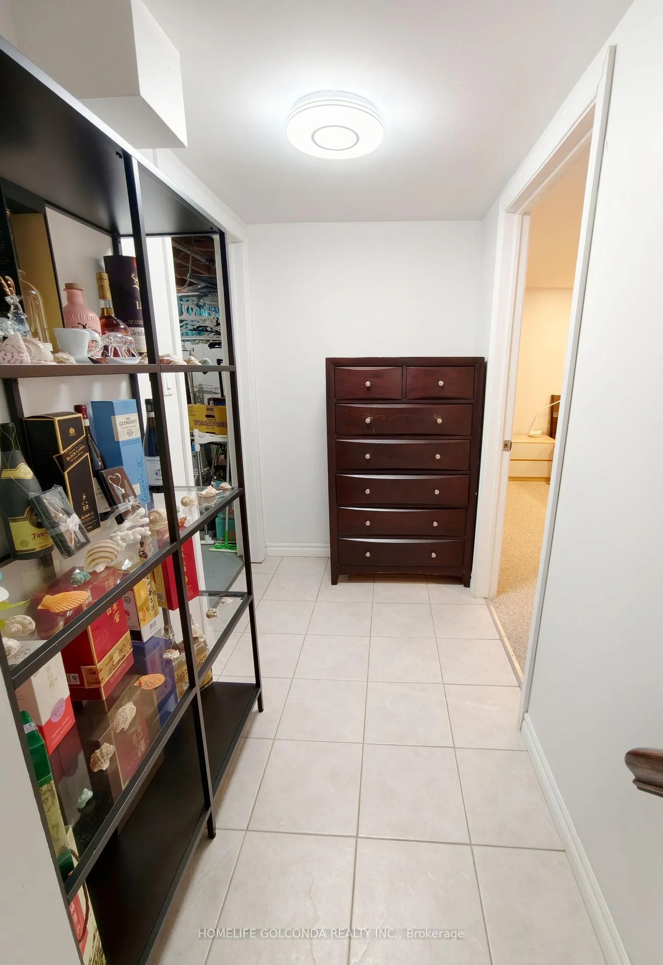 Photo 12 of 6 Summerfeldt Crescent, Markham, Unionville — HOMEH