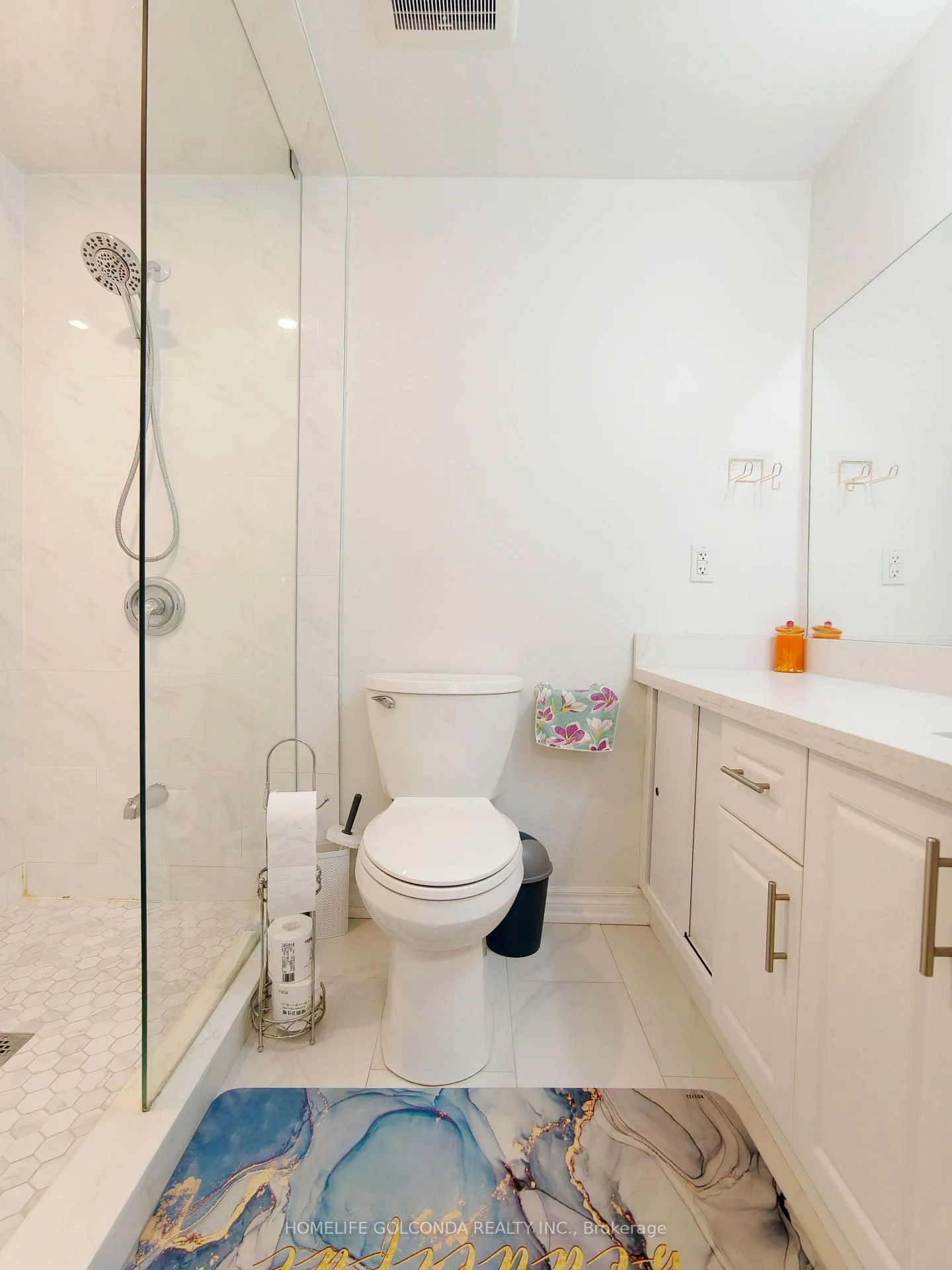 Photo 17 of 6 Summerfeldt Crescent, Markham, Unionville — HOMEH