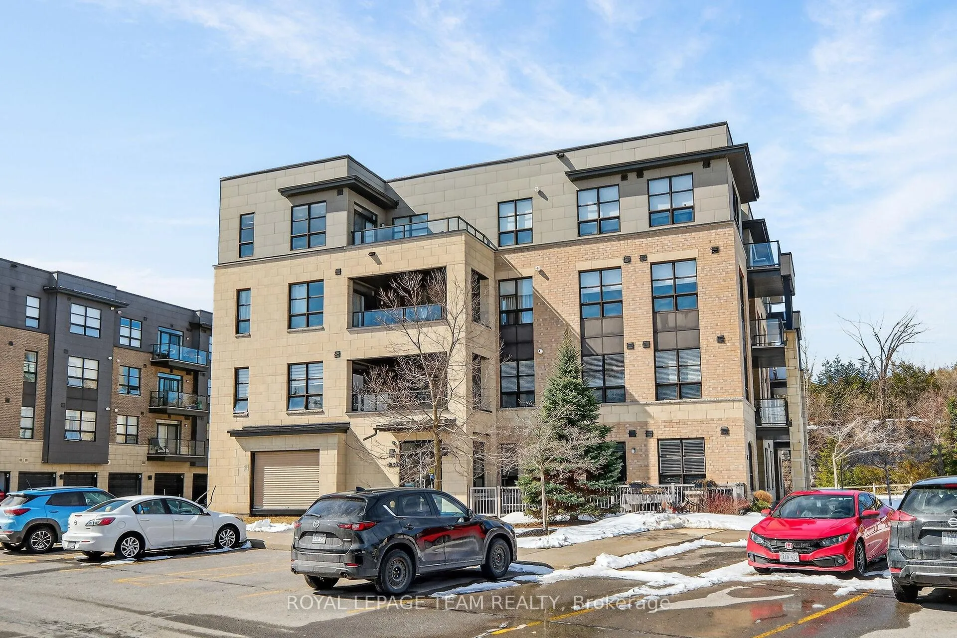 Front of Unit 302, 100 Montblanc Private