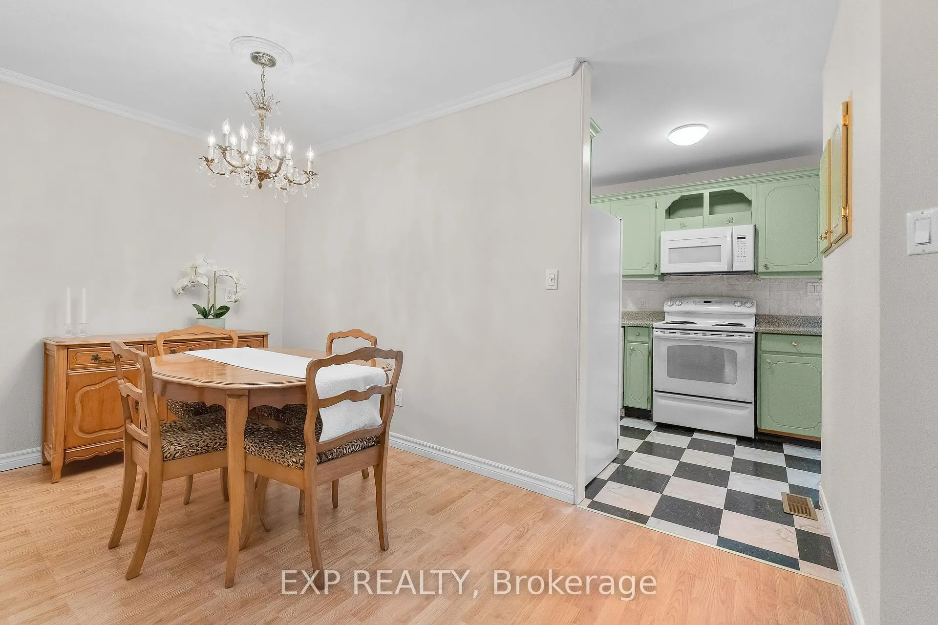 Photo 9 of Unit 19, 4215 Meadowvale Drive, Niagara Falls, Morrison — HOMEH