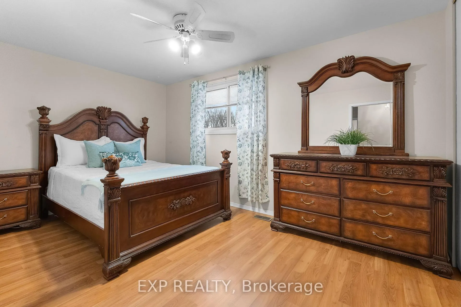 Photo 17 of Unit 19, 4215 Meadowvale Drive, Niagara Falls, Morrison — HOMEH