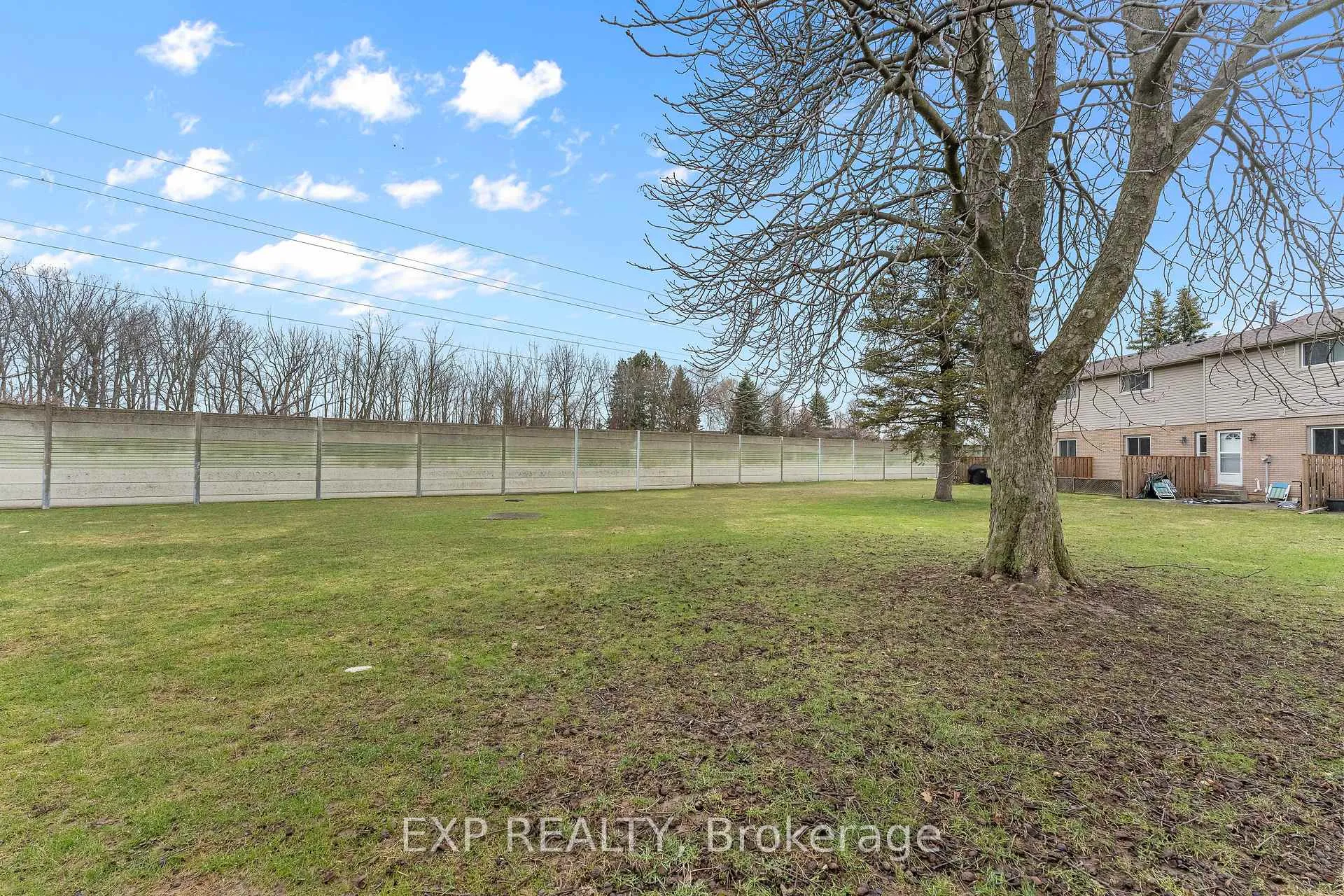 Photo 29 of Unit 19, 4215 Meadowvale Drive, Niagara Falls, Morrison — HOMEH
