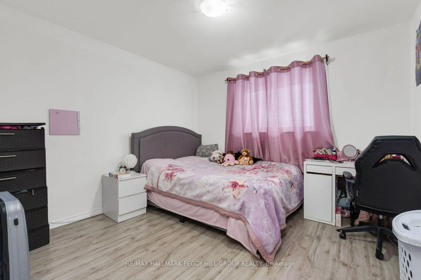 Photo 9 of Unit Upper, 53 Sanford Street, Barrie, Sanford — HOMEH