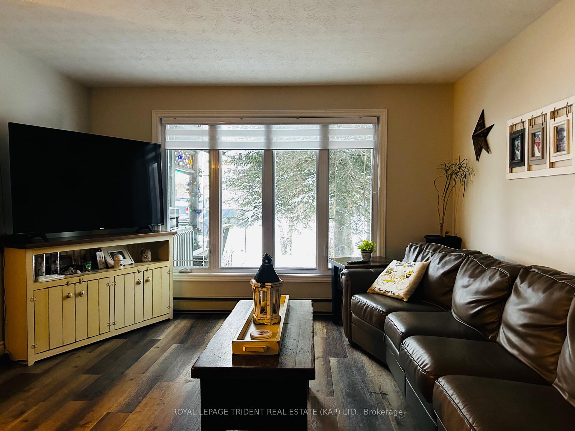 Photo 11 of 32 Downs Avenue, Kapuskasing — HOMEH
