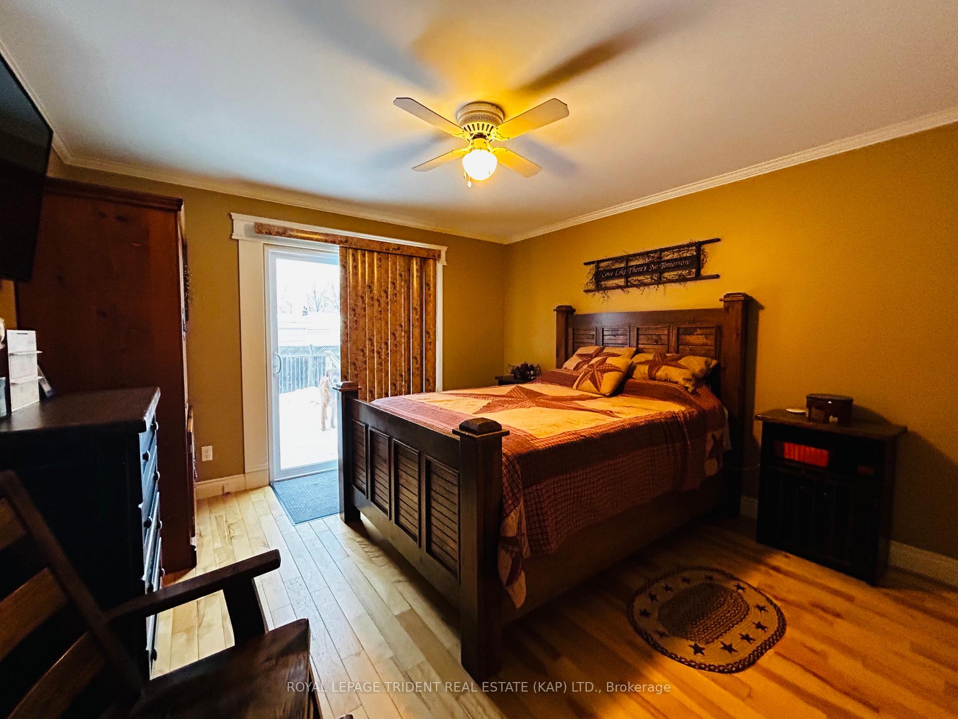 Photo 18 of 32 Downs Avenue, Kapuskasing — HOMEH
