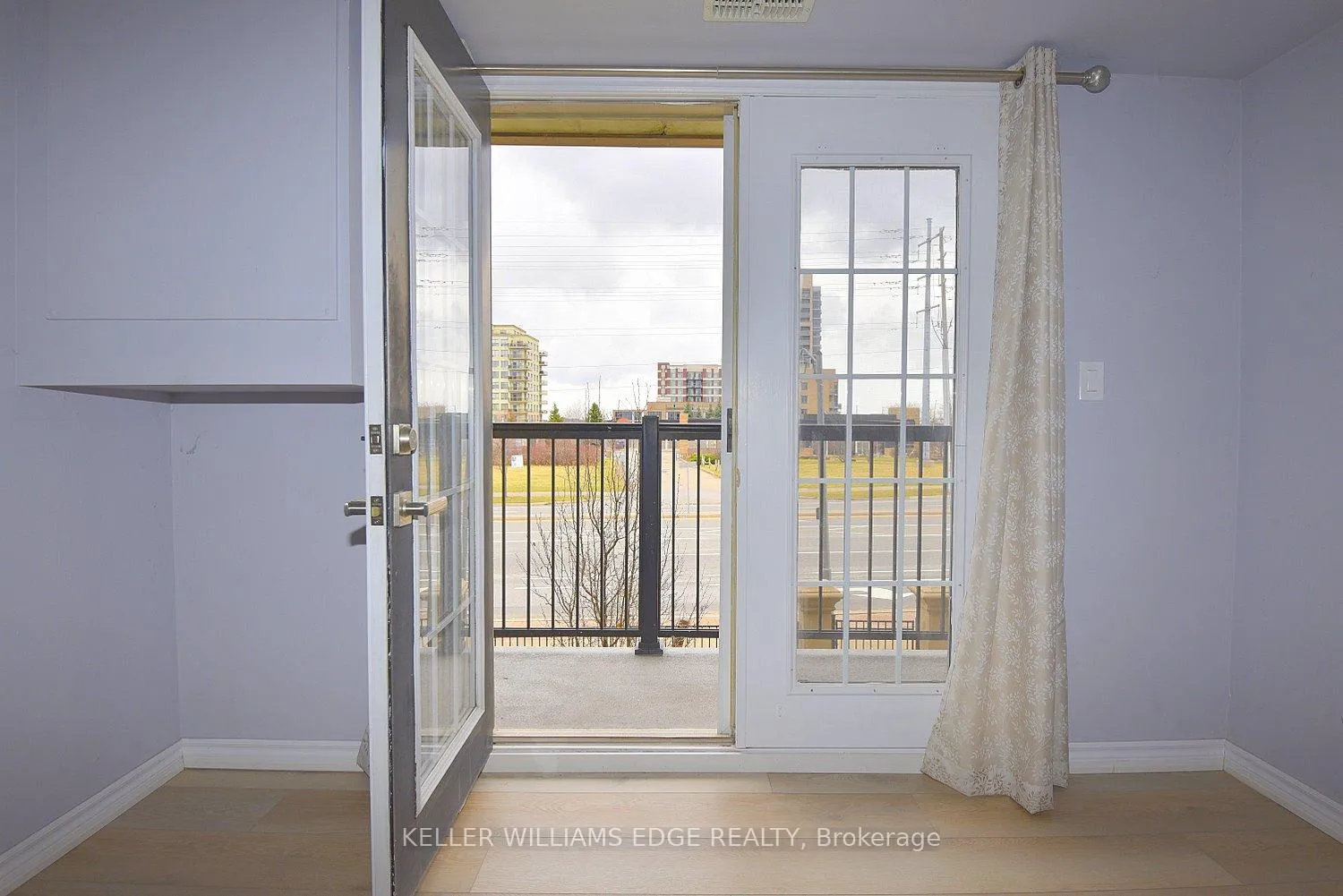 Photo 5 of Unit 203, 2045 Appleby Line, Burlington, Uptown — HOMEH