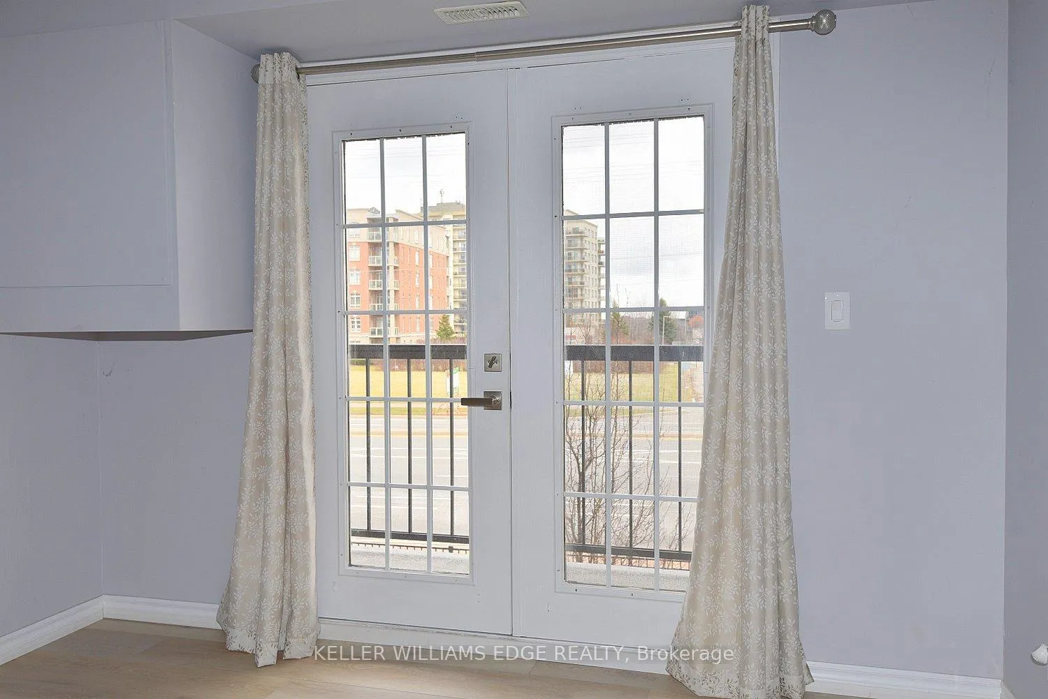 Photo 6 of Unit 203, 2045 Appleby Line, Burlington, Uptown — HOMEH
