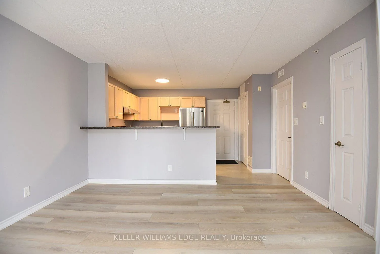 Photo 7 of Unit 203, 2045 Appleby Line, Burlington, Uptown — HOMEH