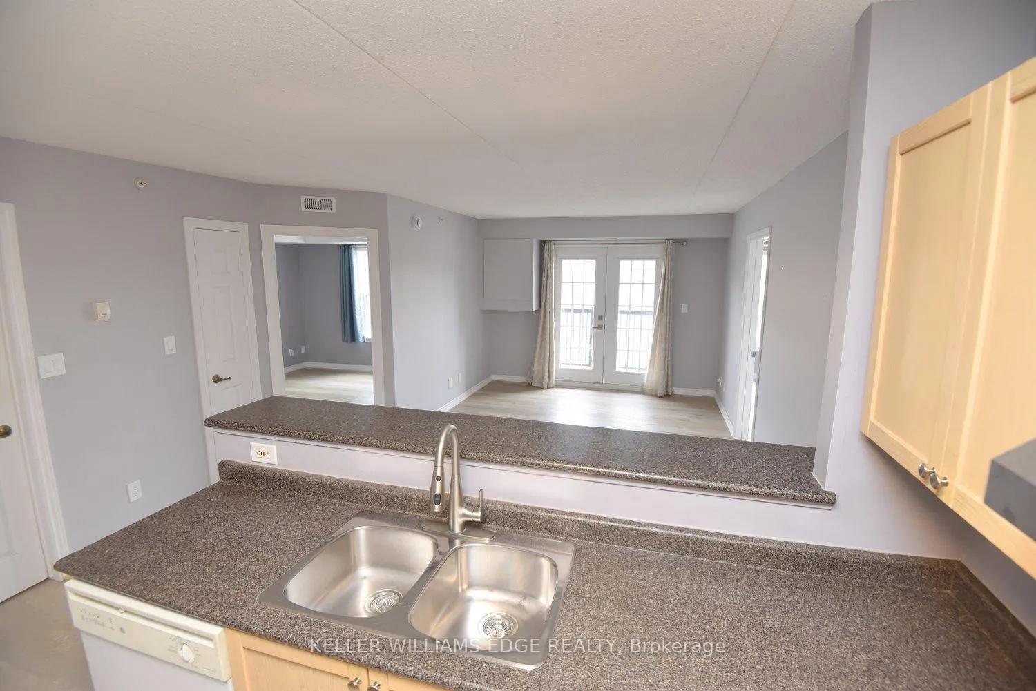 Photo 19 of Unit 203, 2045 Appleby Line, Burlington, Uptown — HOMEH
