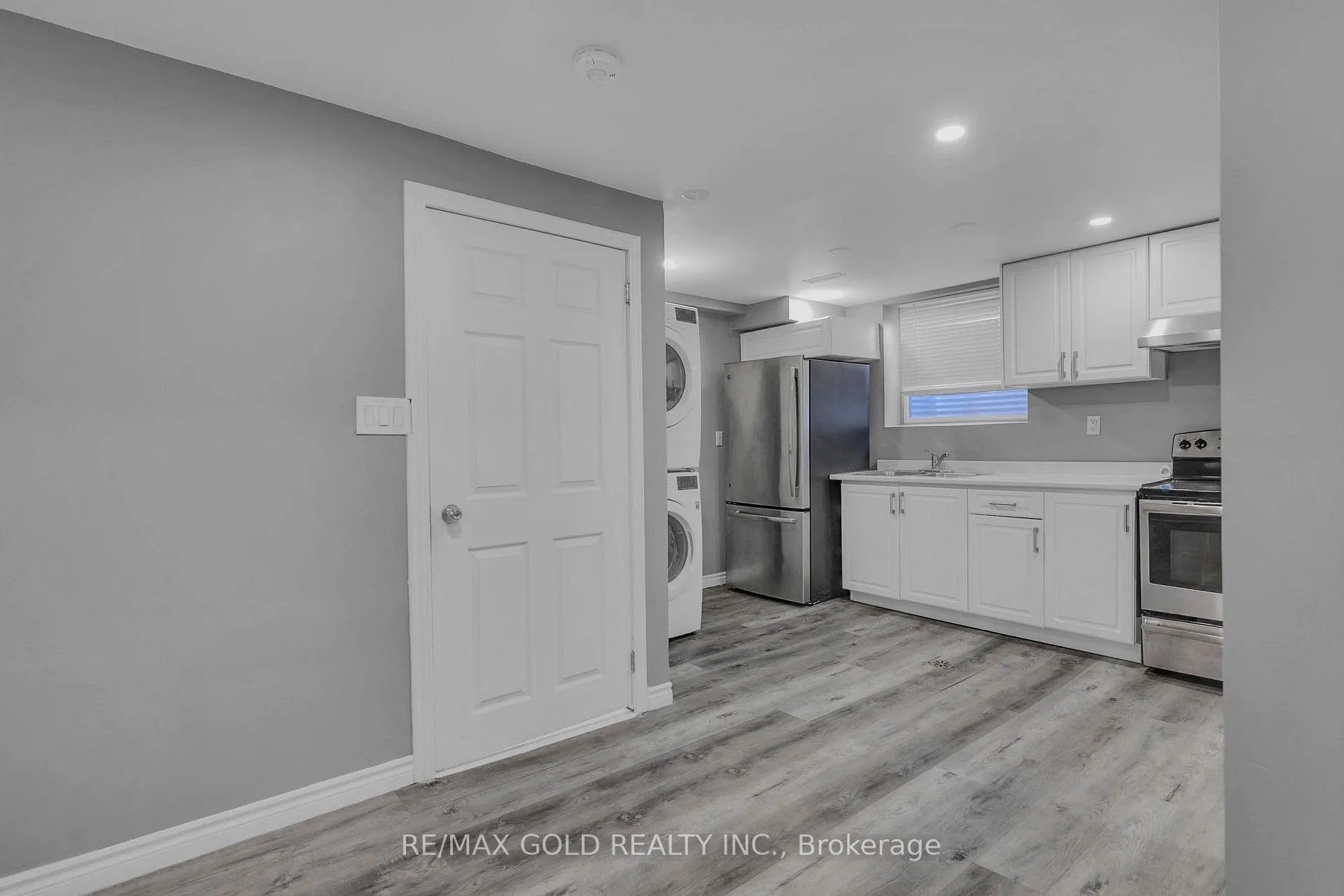 Photo 38 of 74 Radford Drive, Brampton, Brampton North — HOMEH