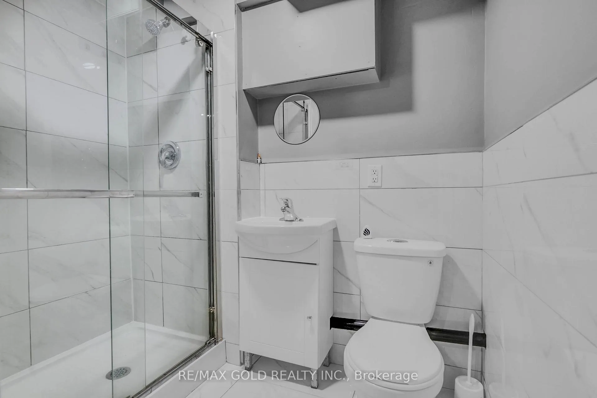 Photo 41 of 74 Radford Drive, Brampton, Brampton North — HOMEH