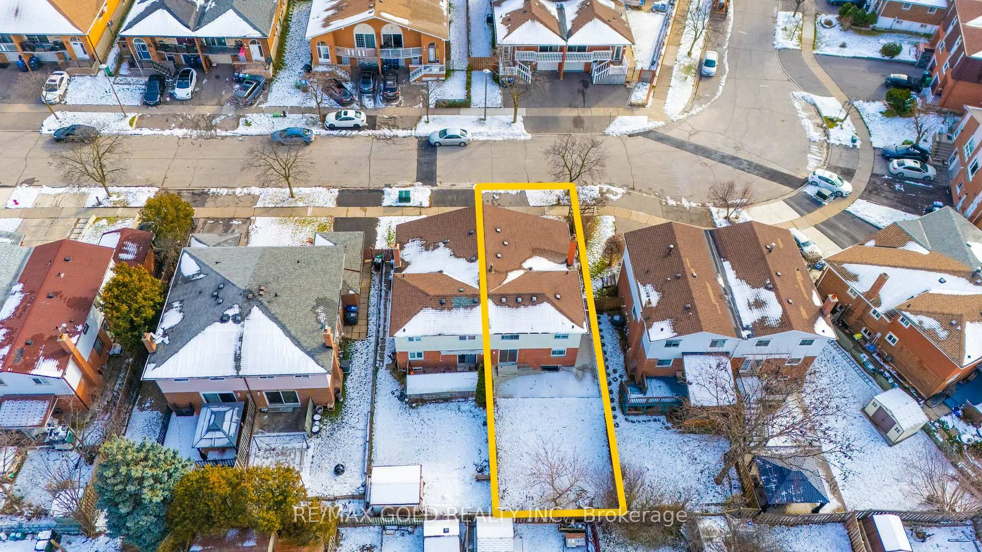 Photo 49 of 74 Radford Drive, Brampton, Brampton North — HOMEH