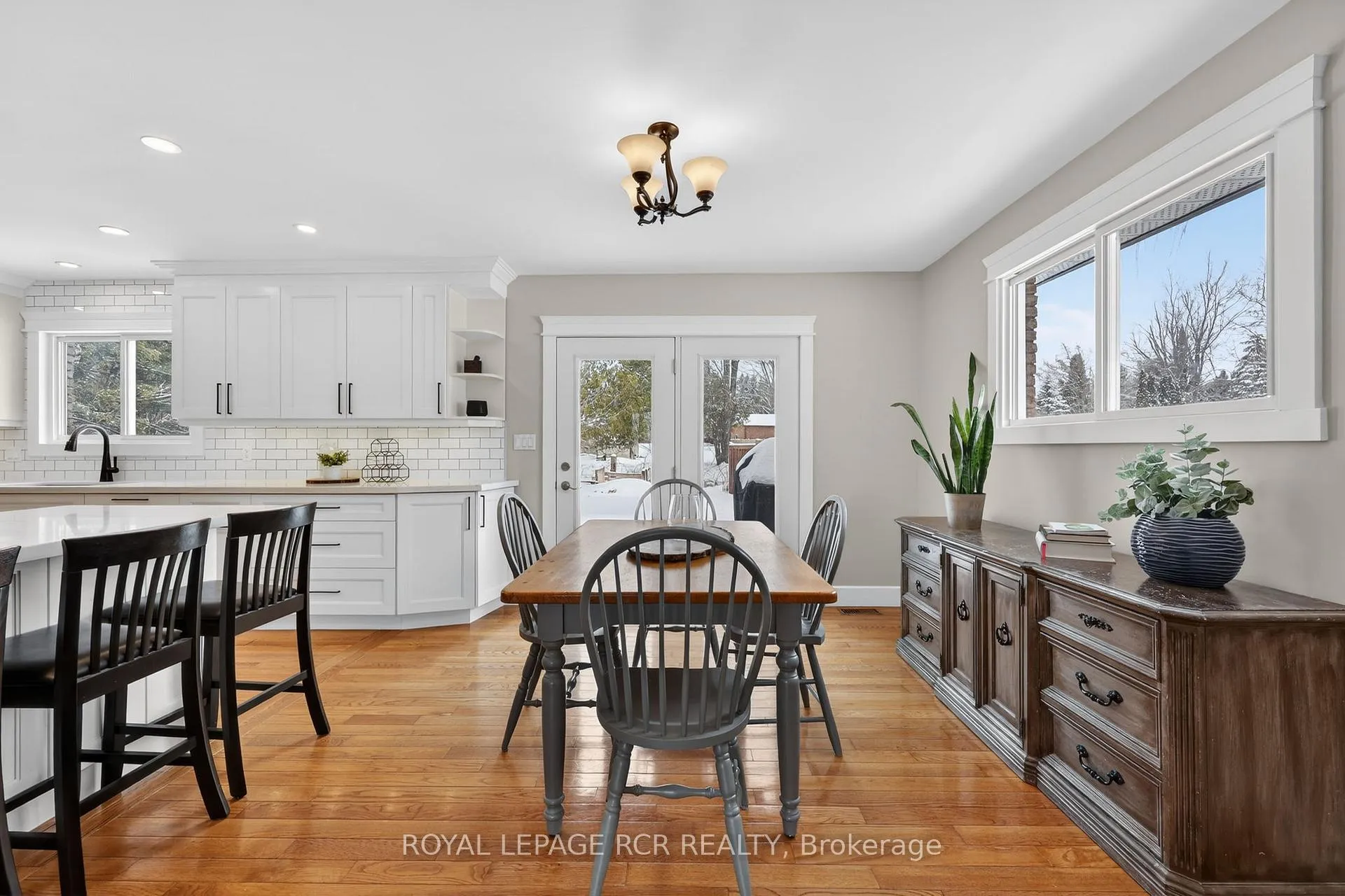Photo 6 of 18 Westvale Drive, Bracebridge, Monck (Bracebridge) — HOMEH