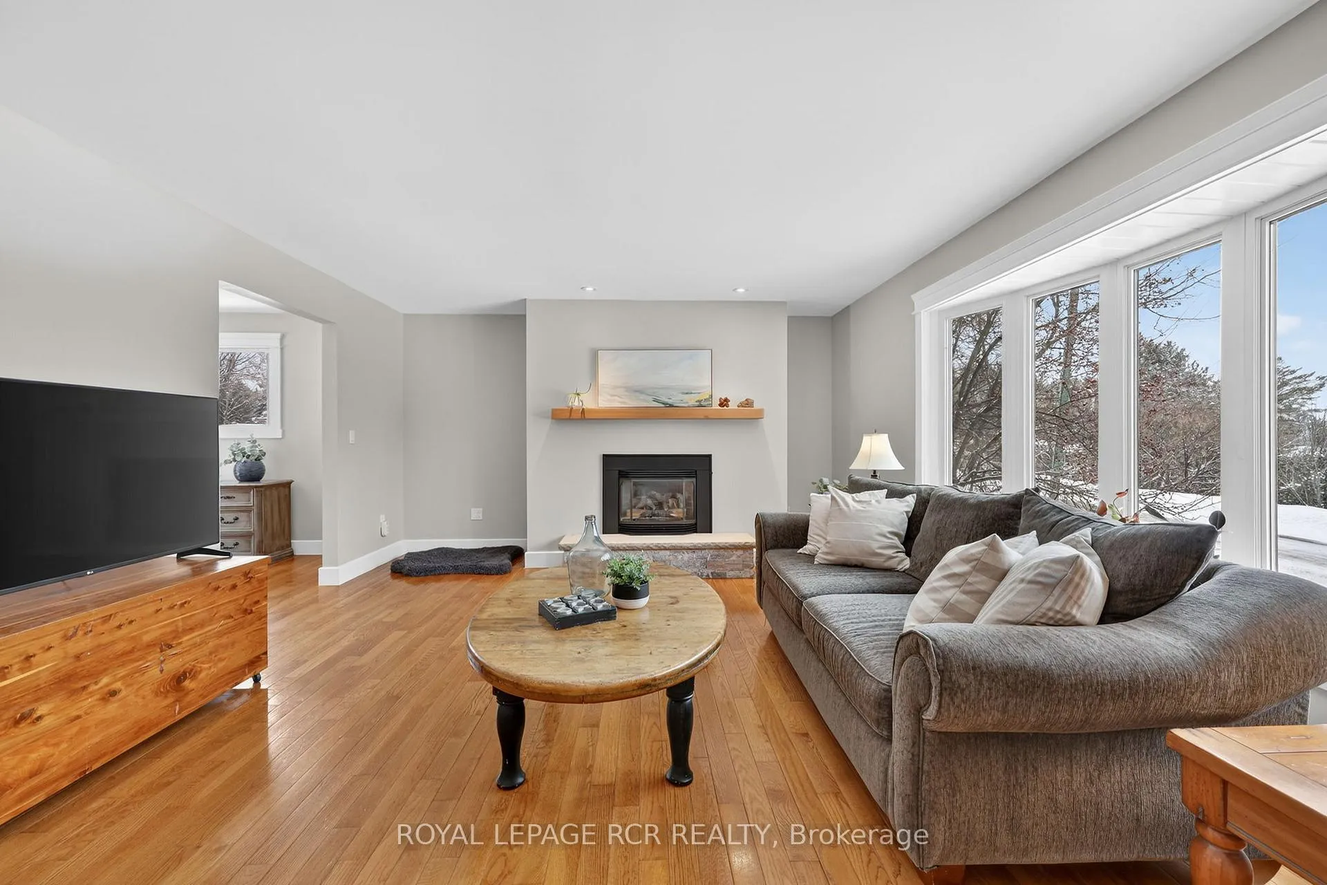 Photo 7 of 18 Westvale Drive, Bracebridge, Monck (Bracebridge) — HOMEH