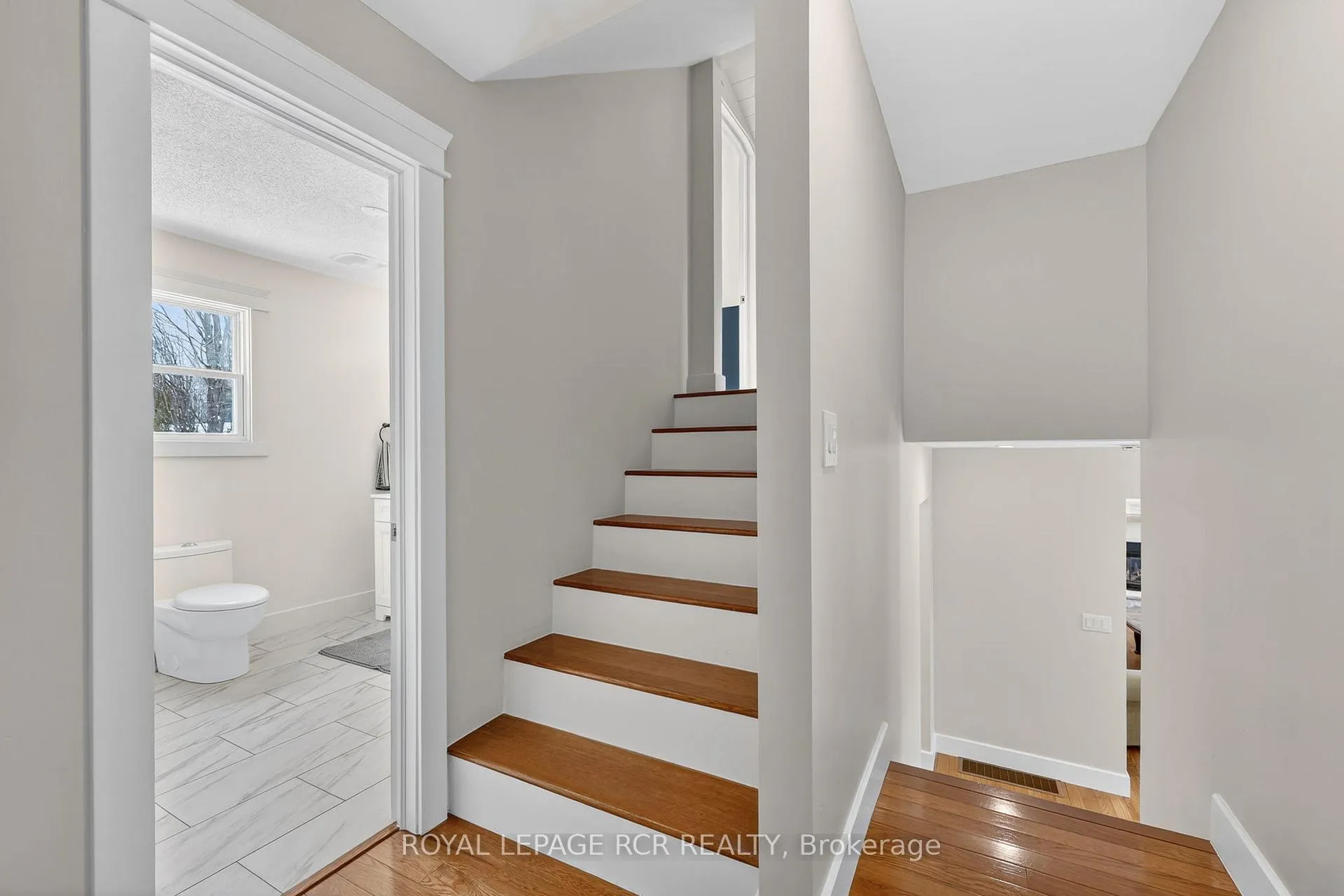 Photo 16 of 18 Westvale Drive, Bracebridge, Monck (Bracebridge) — HOMEH
