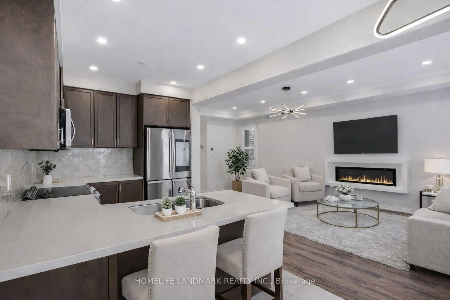 Photo 4 of 116 Skinner Road, Hamilton, Waterdown — HOMEH