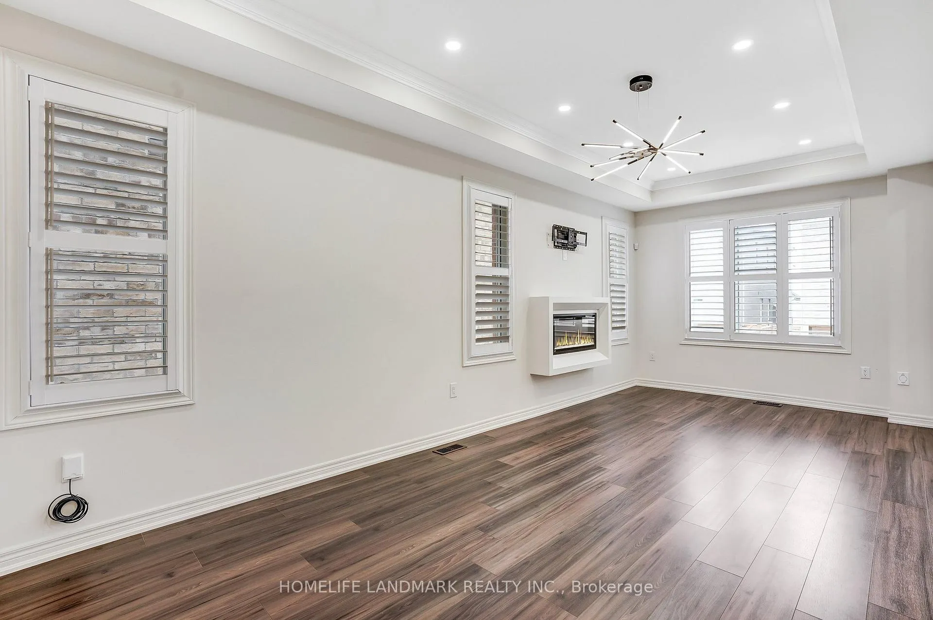 Photo 7 of 116 Skinner Road, Hamilton, Waterdown — HOMEH