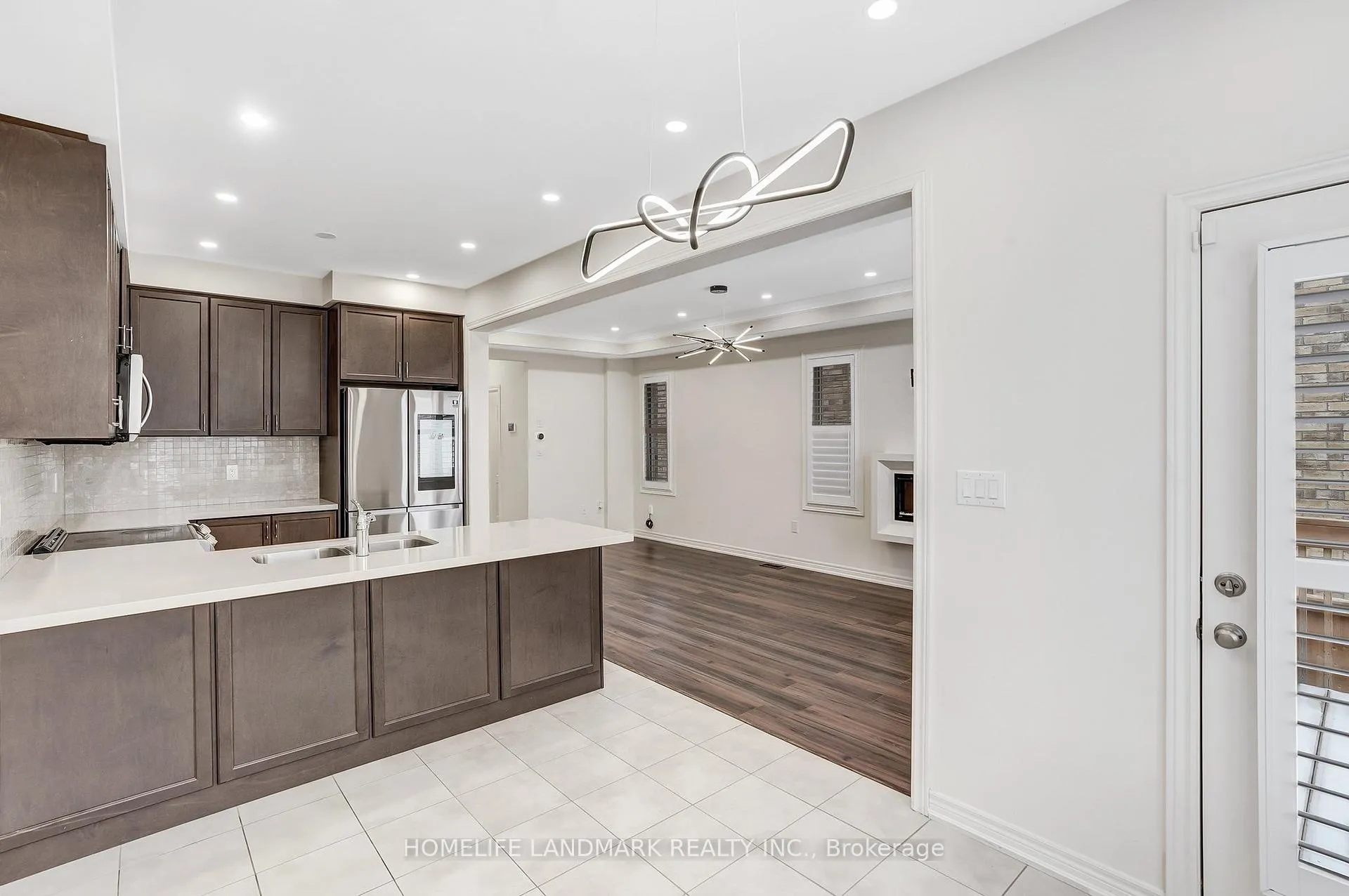 Photo 12 of 116 Skinner Road, Hamilton, Waterdown — HOMEH