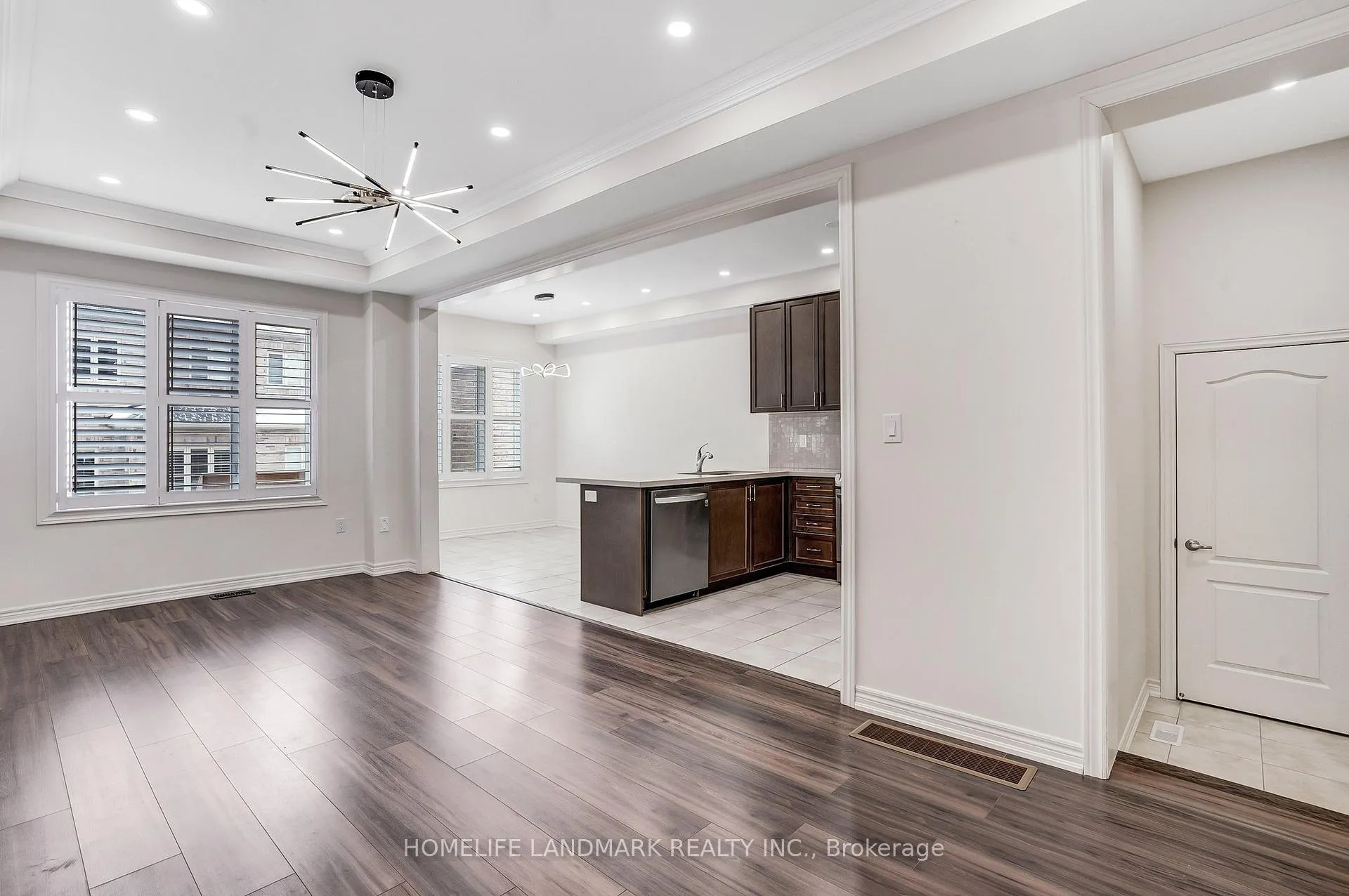 Photo 13 of 116 Skinner Road, Hamilton, Waterdown — HOMEH