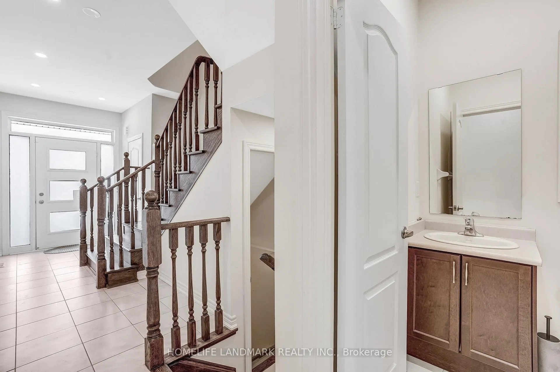 Photo 14 of 116 Skinner Road, Hamilton, Waterdown — HOMEH