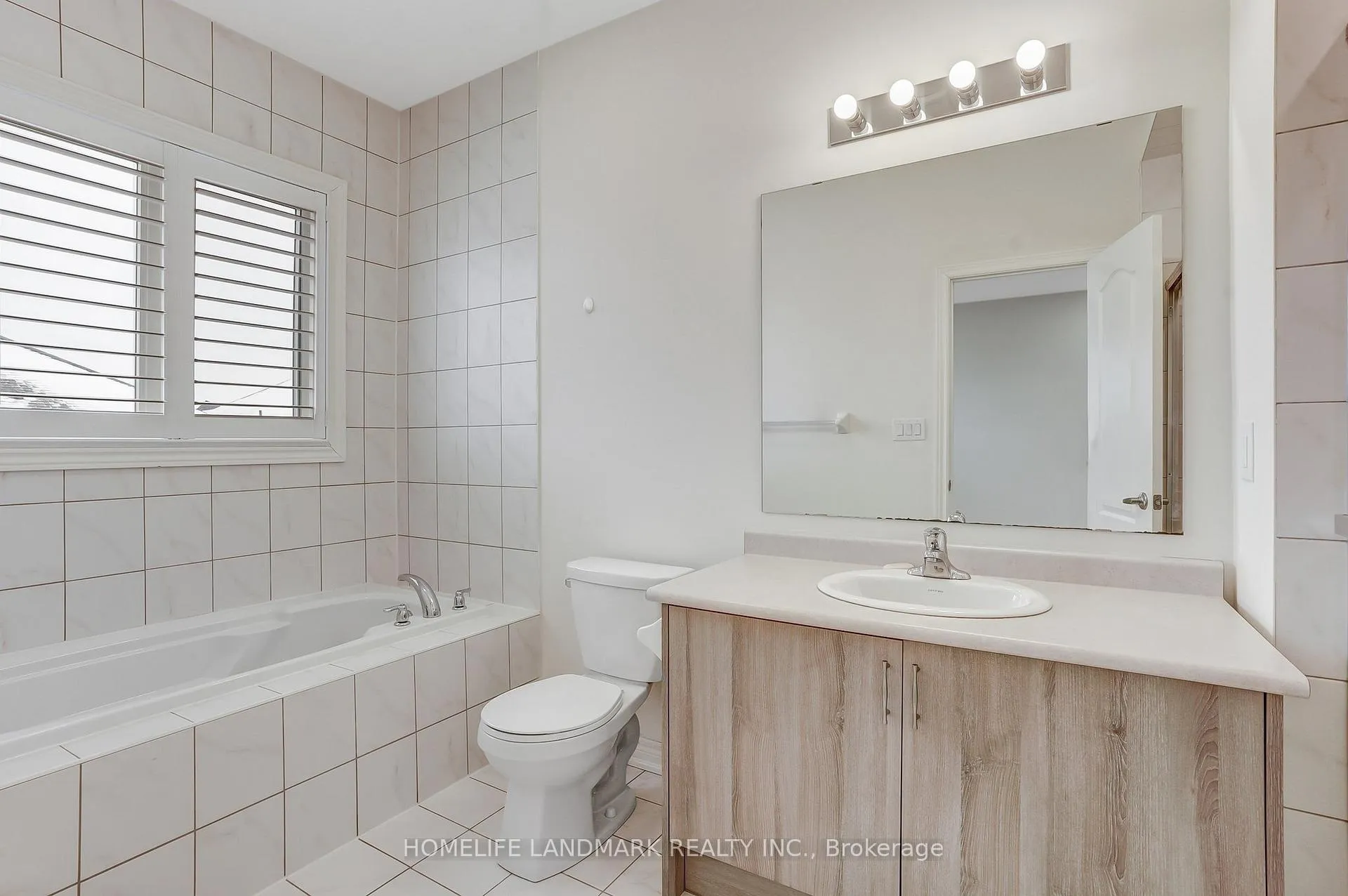 Photo 22 of 116 Skinner Road, Hamilton, Waterdown — HOMEH