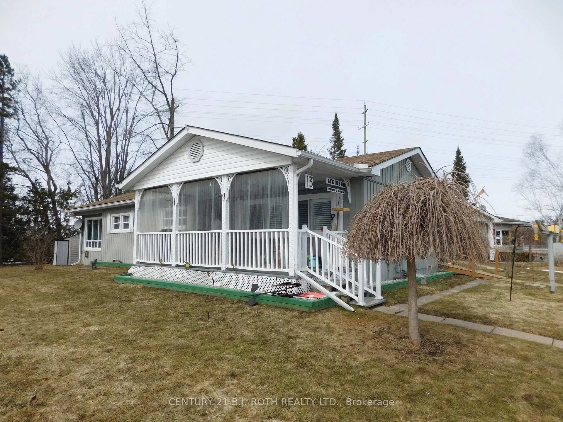 Photo 1 of 13 Recreation Drive, Innisfil, Rural Innisfil — HOMEH