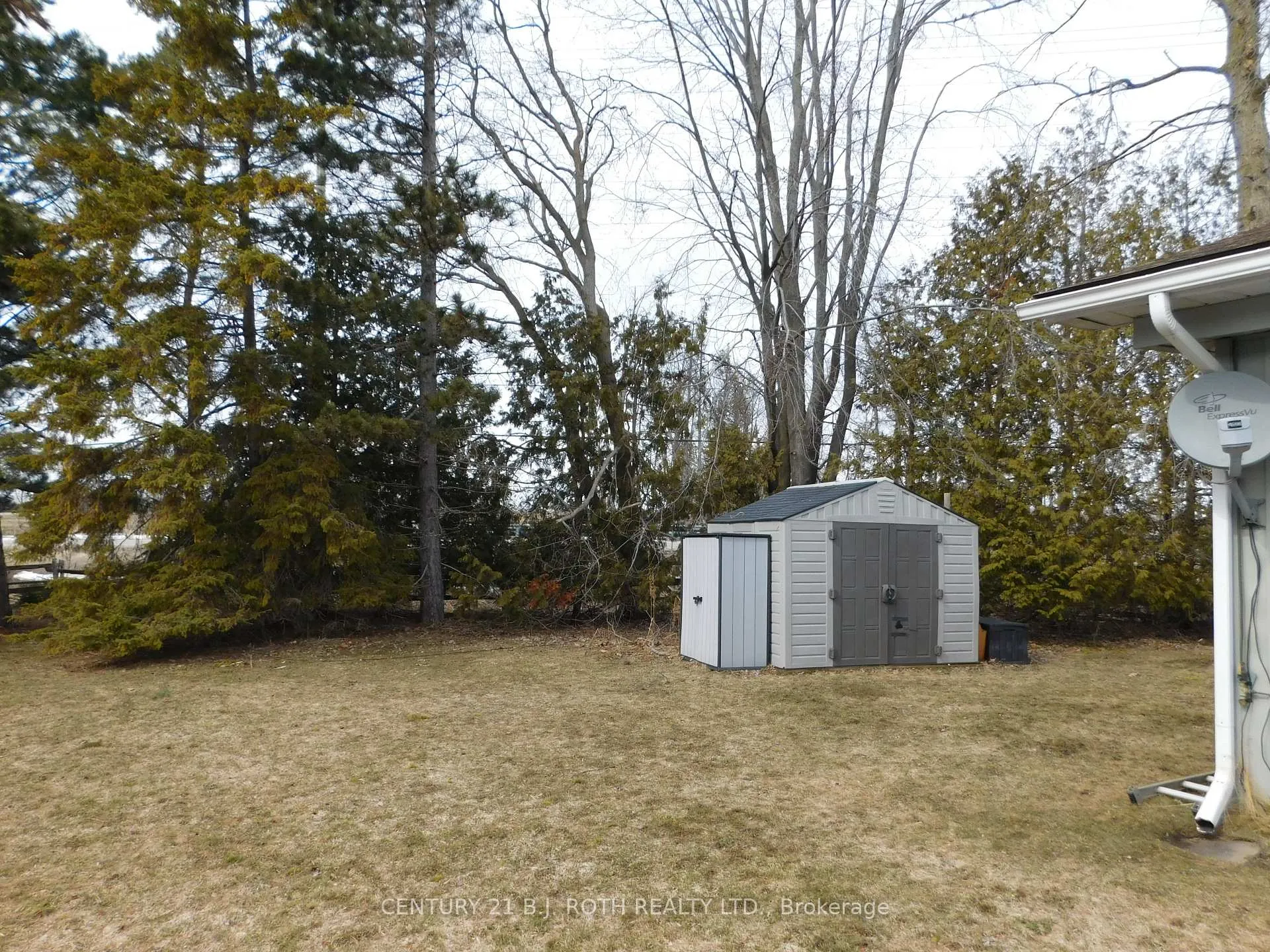 Photo 8 of 13 Recreation Drive, Innisfil, Rural Innisfil — HOMEH