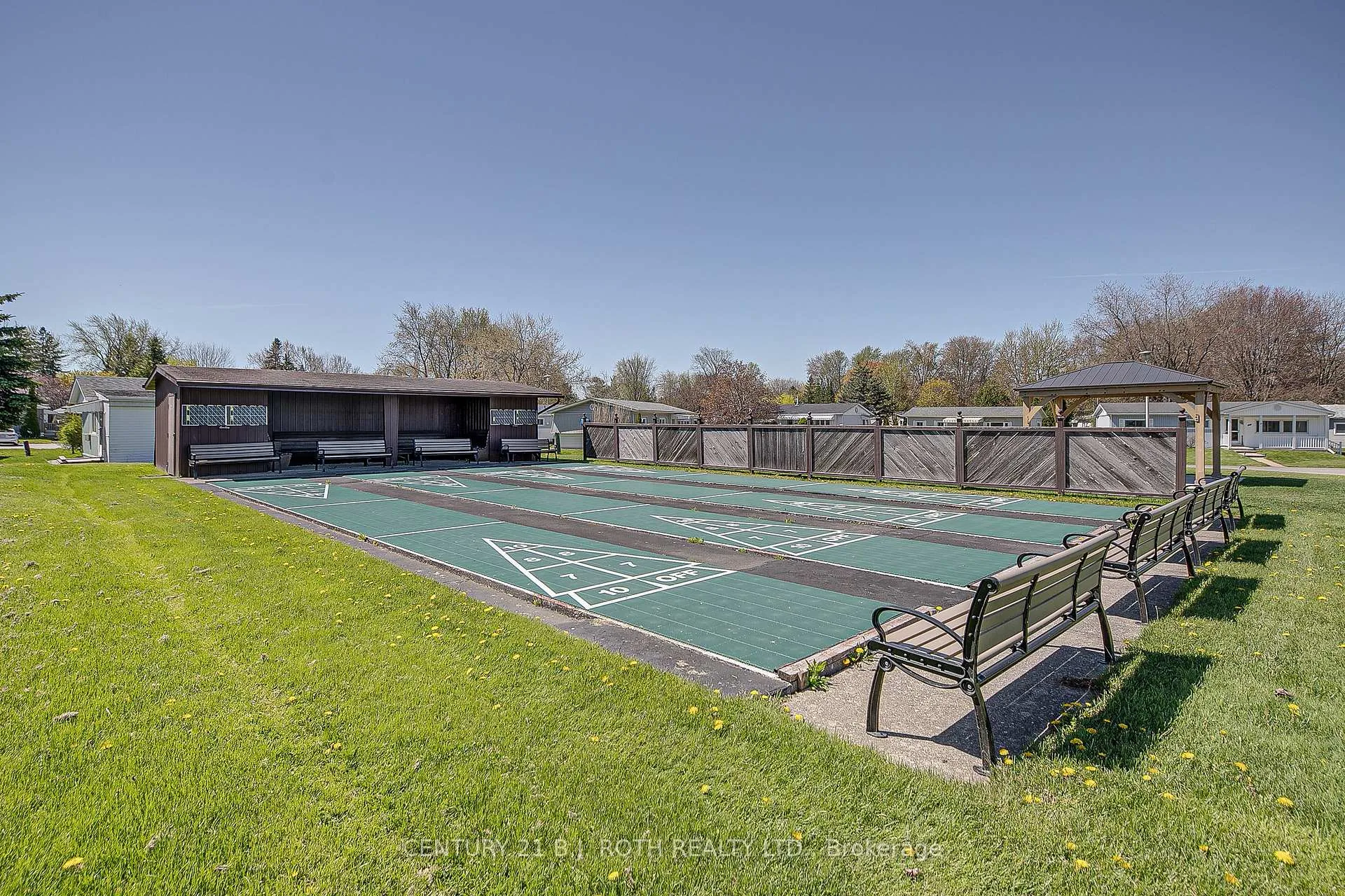 Photo 36 of 13 Recreation Drive, Innisfil, Rural Innisfil — HOMEH