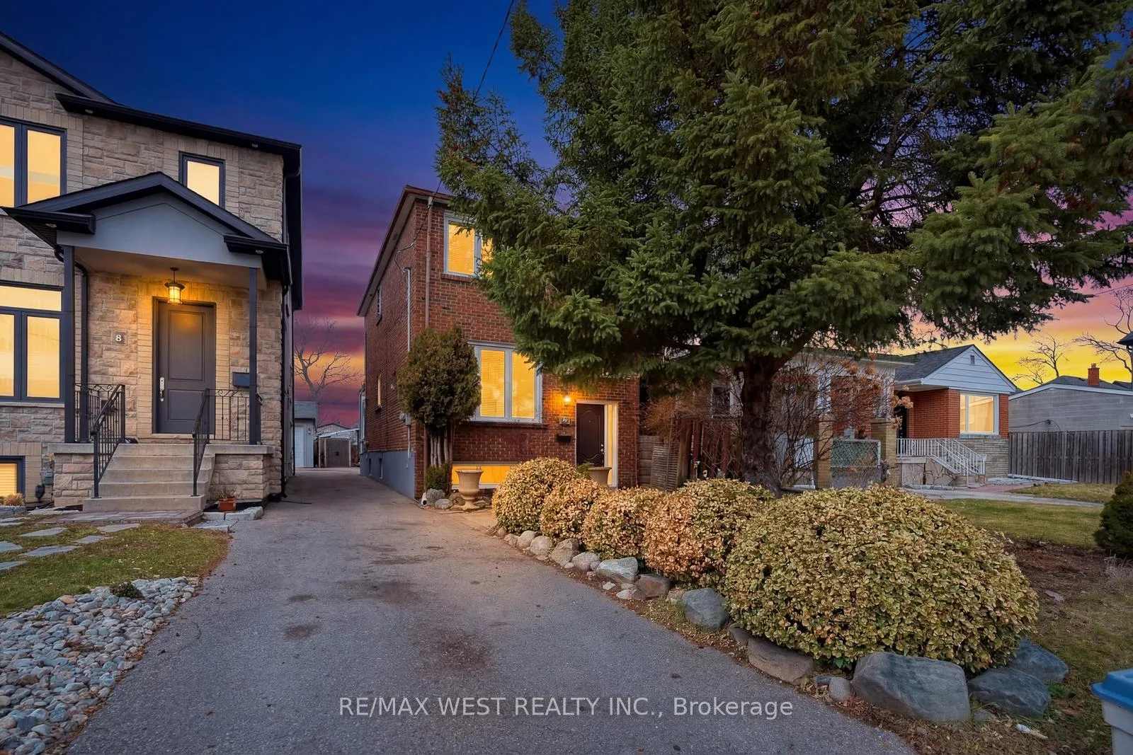 Photo 3 of Unit Basement, 6 Marshall Boulevard, Toronto, Rockcliffe-Smythe — HOMEH