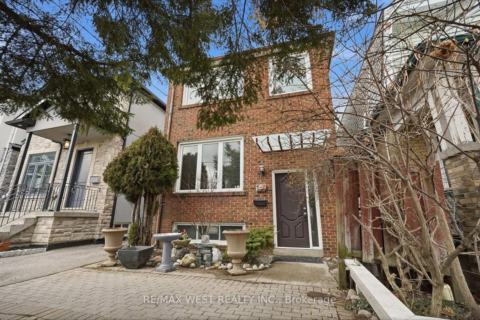 Photo 5 of Unit Basement, 6 Marshall Boulevard, Toronto, Rockcliffe-Smythe — HOMEH
