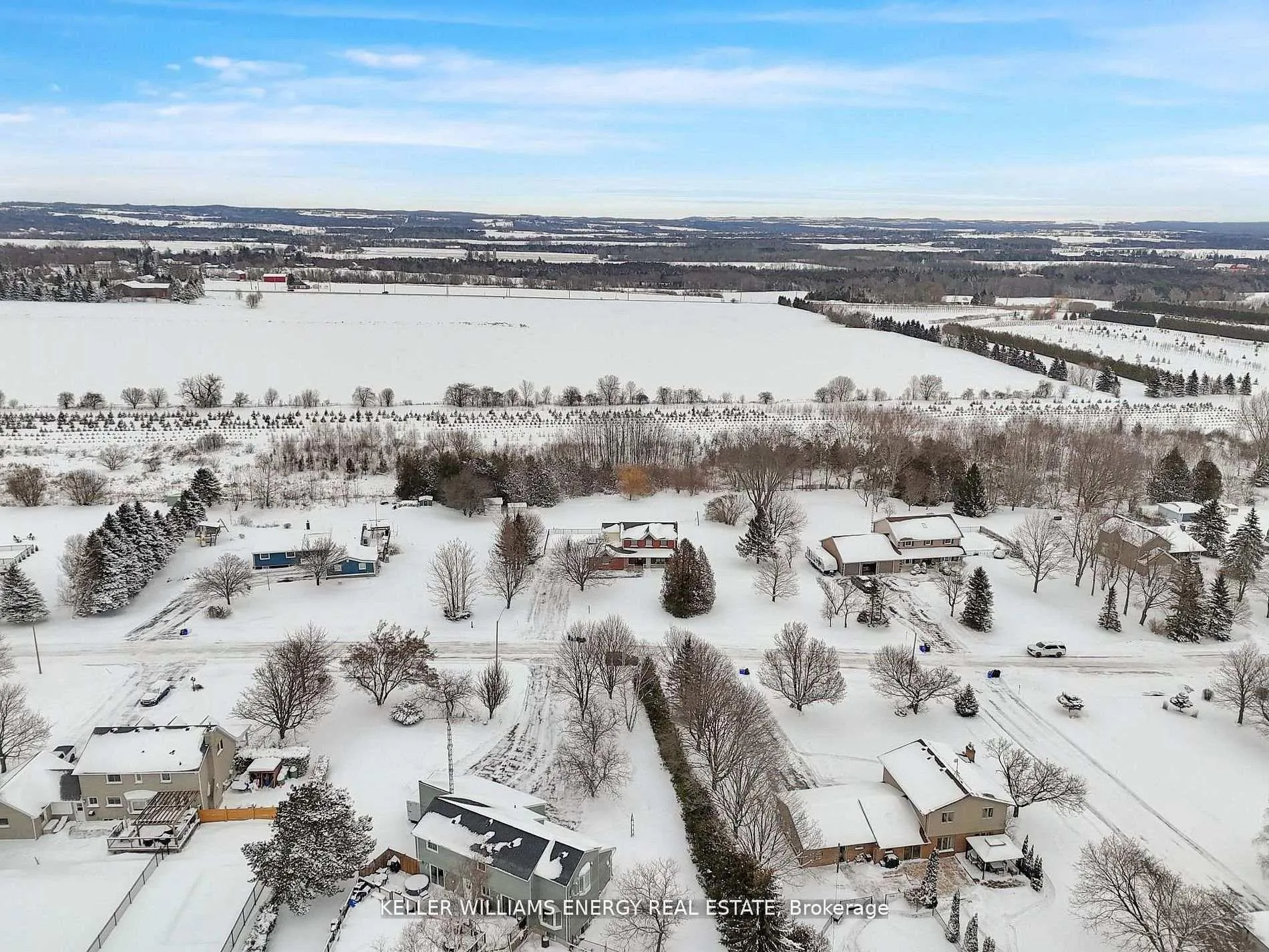 Photo 4 of 57 Potters Lane, Clarington, Rural Clarington — HOMEH
