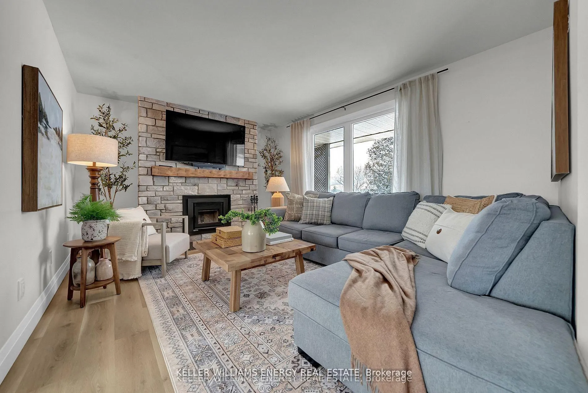 Photo 10 of 57 Potters Lane, Clarington, Rural Clarington — HOMEH