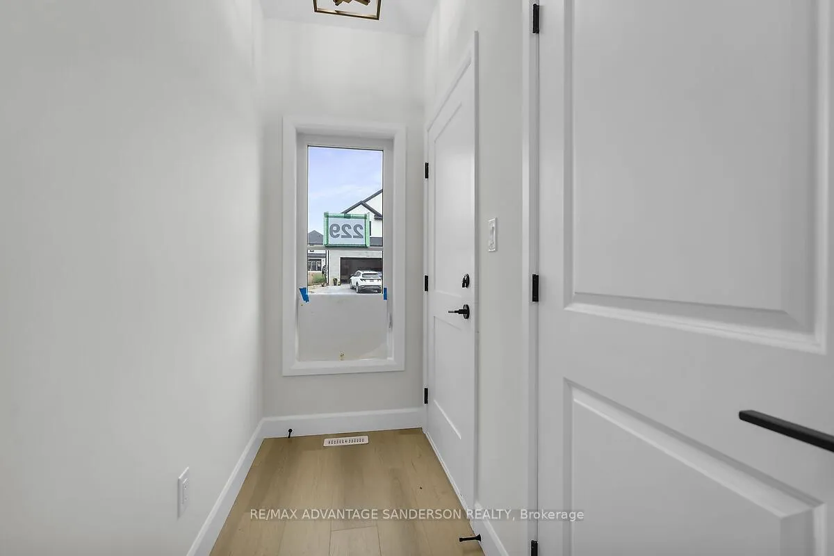 Photo 31 of 35 Purple Beech Street, Thames Centre, Thorndale — HOMEH