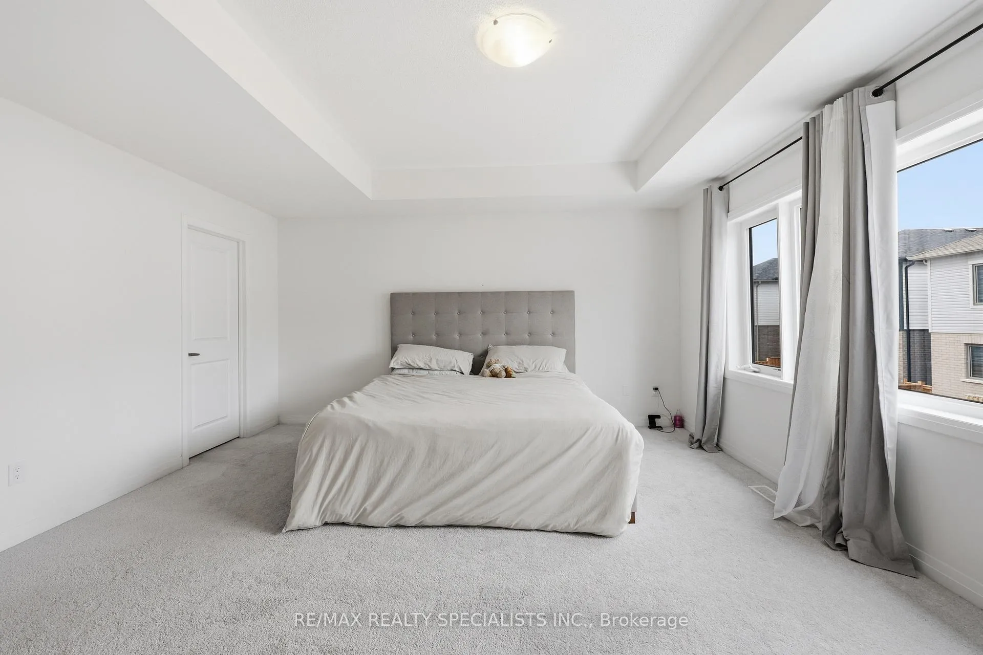 Photo 20 of 72 Yale Drive, Hamilton, Mount Hope — HOMEH