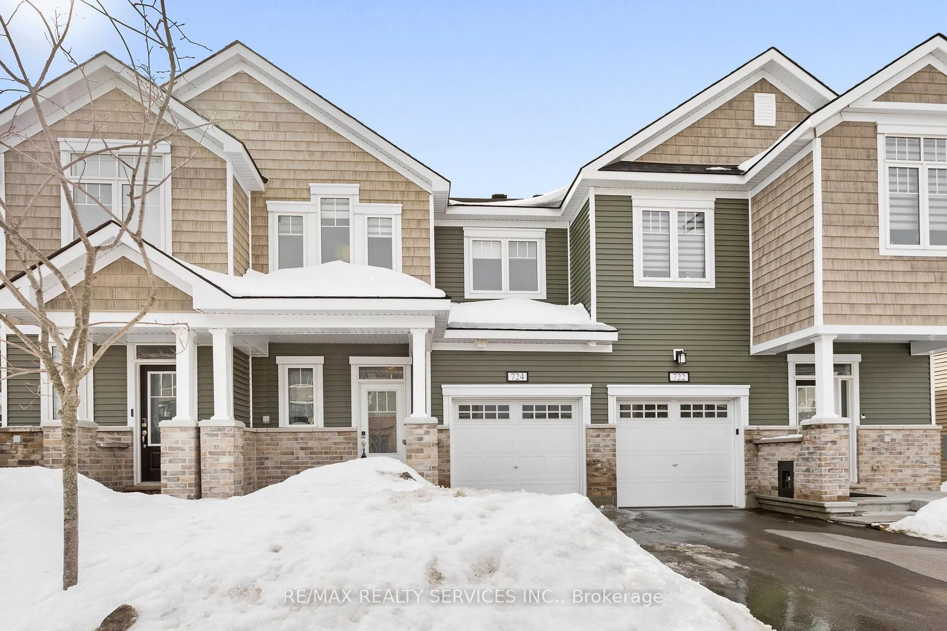 Front of 724 Rouncey Road