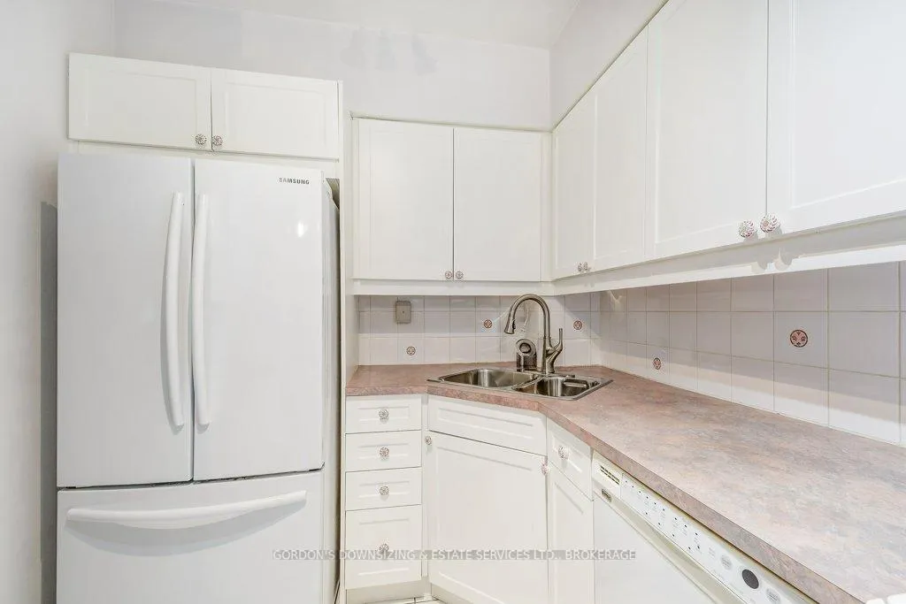 Photo 23 of Unit 301, 6 Crescent Town Road, Toronto, Crescent Town — HOMEH