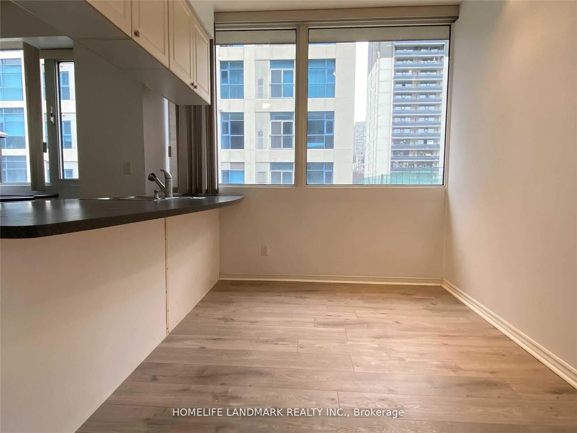 Photo 8 of Unit 407, 555 Yonge Street, Toronto, Church-Yonge Corridor — HOMEH