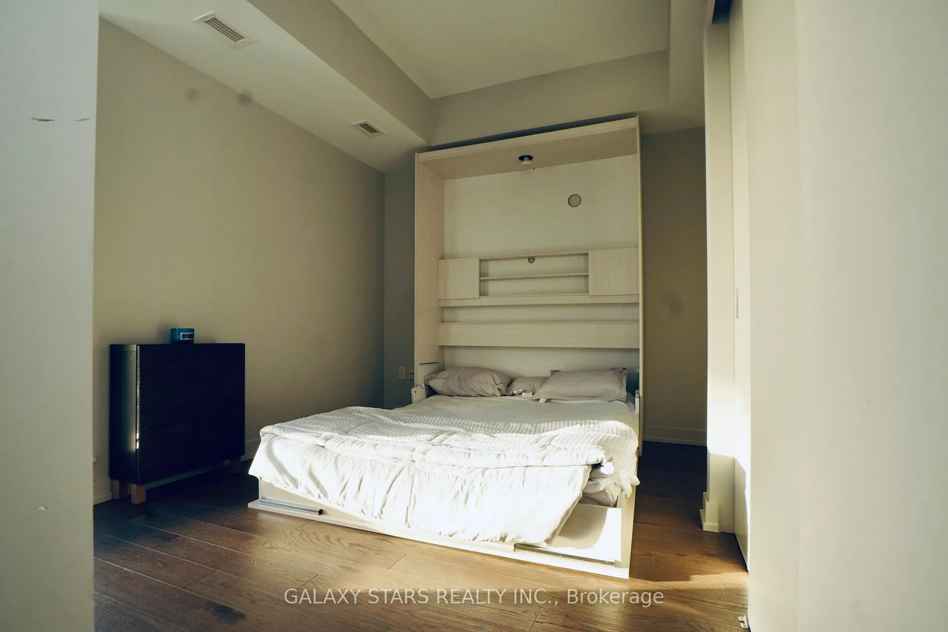 Photo 8 of Unit 1109, 101 Queen Street, Ottawa, Ottawa Centre — HOMEH