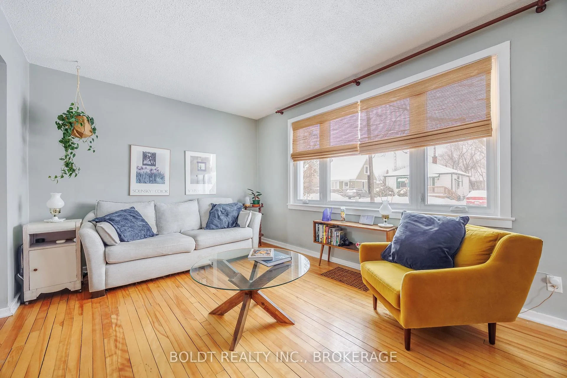 Photo 8 of 12 Princess Street, St. Catharines, E. Chester — HOMEH