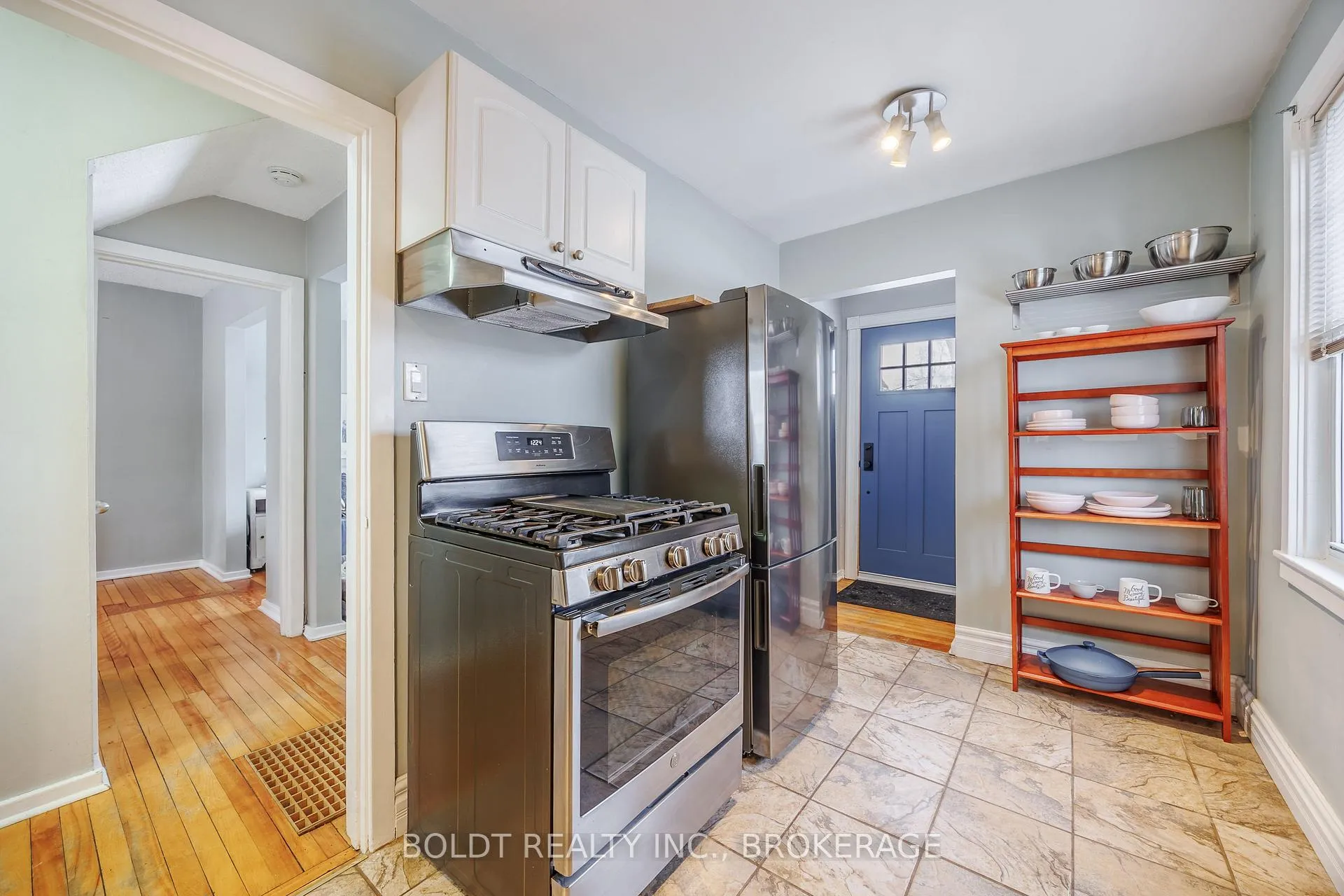 Photo 12 of 12 Princess Street, St. Catharines, E. Chester — HOMEH
