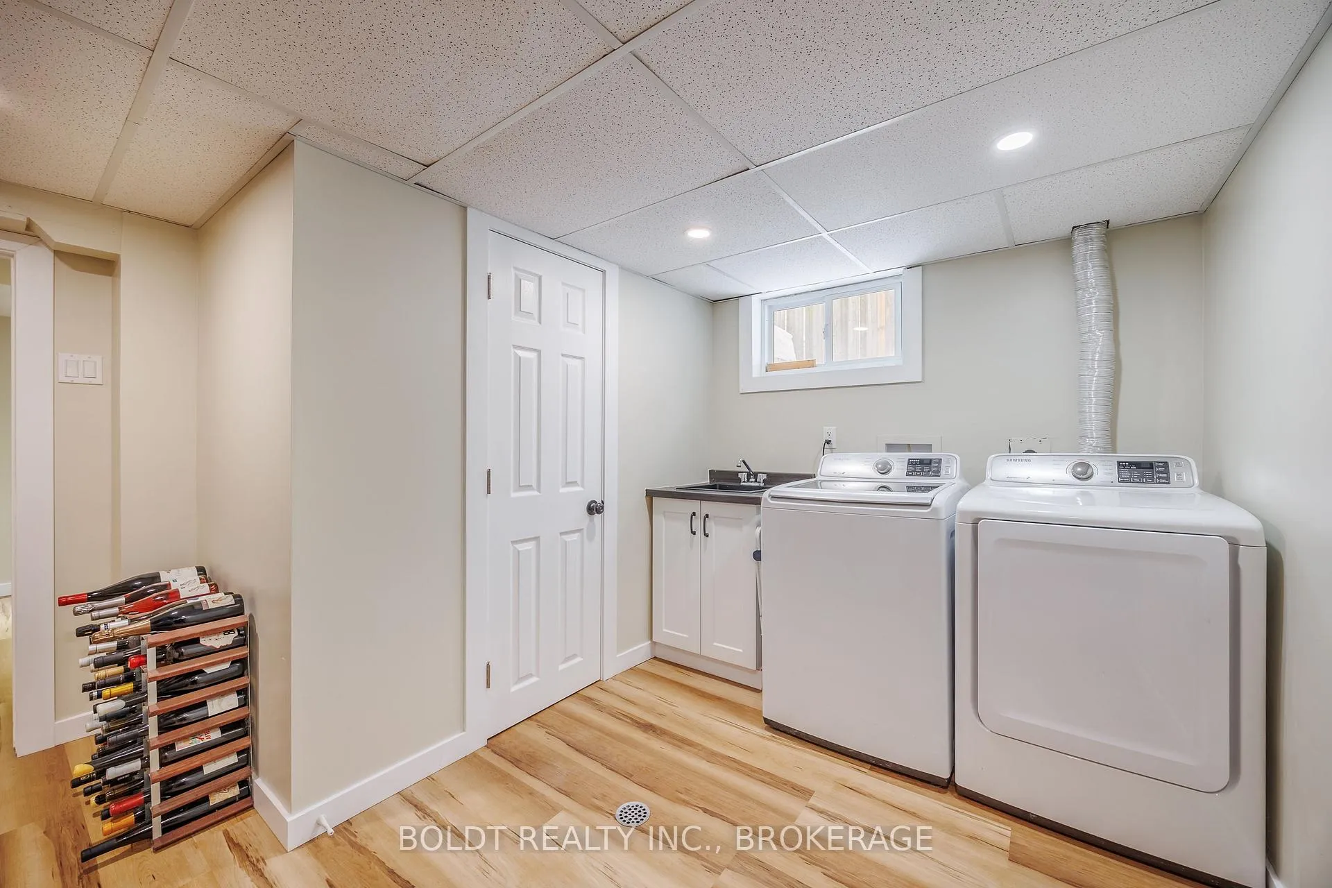 Photo 21 of 12 Princess Street, St. Catharines, E. Chester — HOMEH