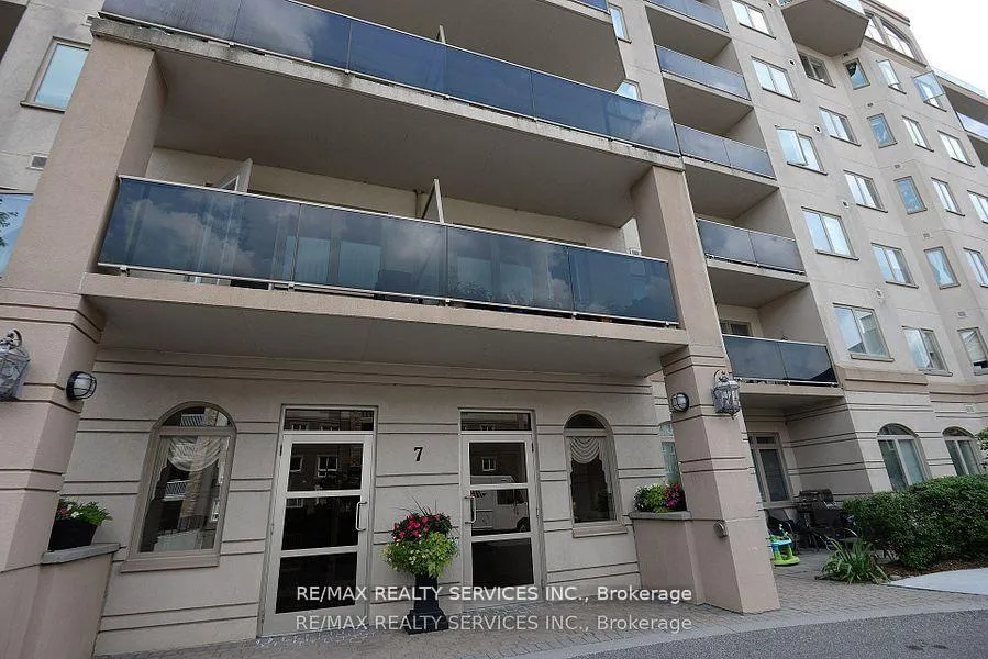 Photo 3 of Unit PH03, 7 Dayspring Circle, Brampton, Goreway Drive Corridor — HOMEH