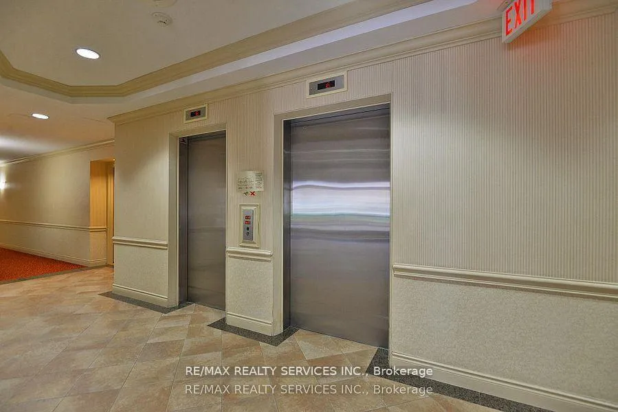 Photo 5 of Unit PH03, 7 Dayspring Circle, Brampton, Goreway Drive Corridor — HOMEH