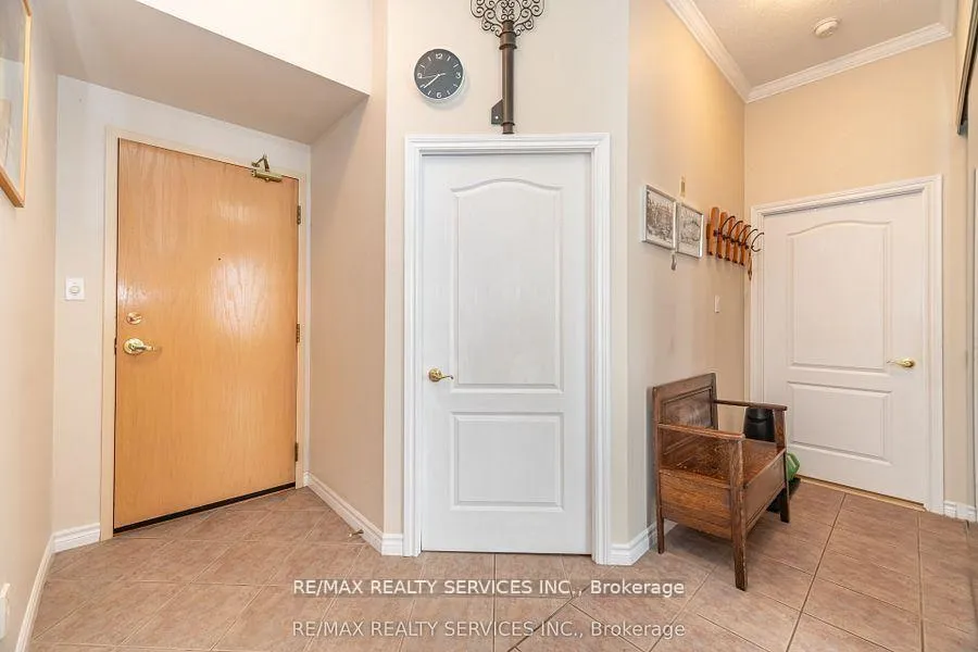 Photo 6 of Unit PH03, 7 Dayspring Circle, Brampton, Goreway Drive Corridor — HOMEH