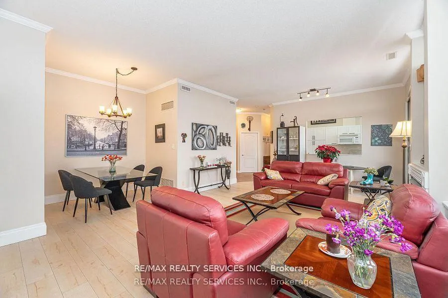 Photo 12 of Unit PH03, 7 Dayspring Circle, Brampton, Goreway Drive Corridor — HOMEH